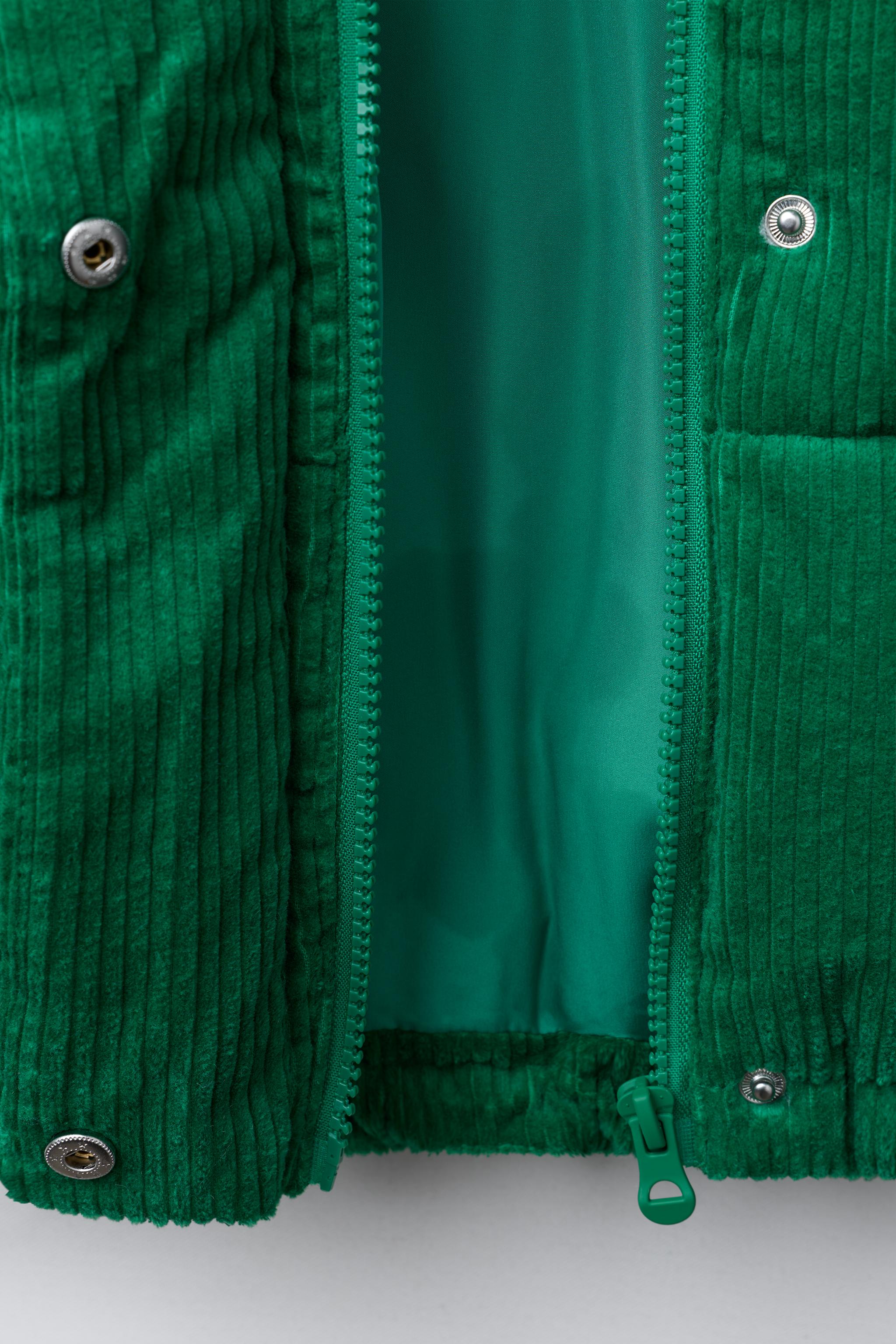 EMBROIDERED TEXT CORDUROY PUFFER JACKET