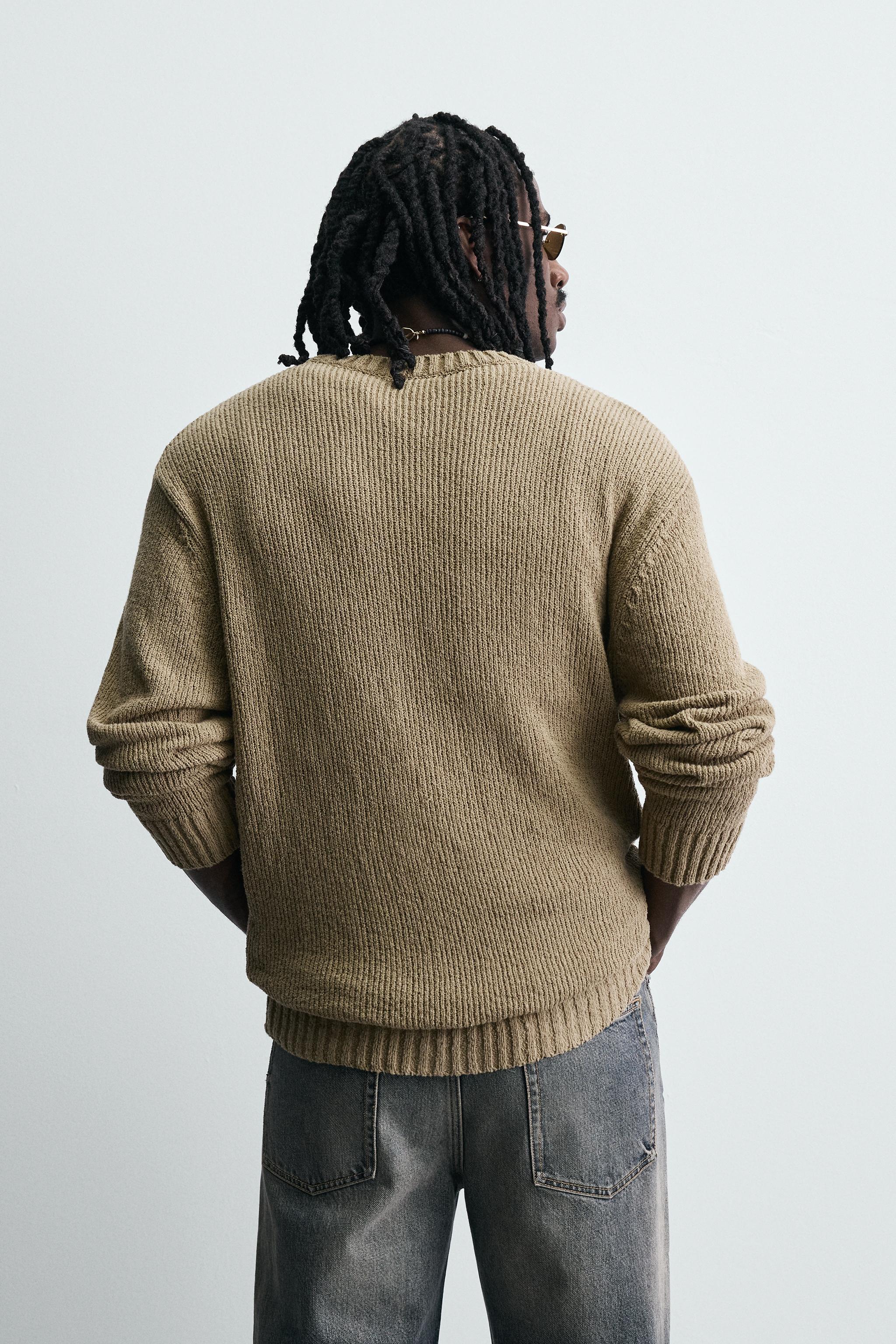 TEXTURED KNIT SWEATER