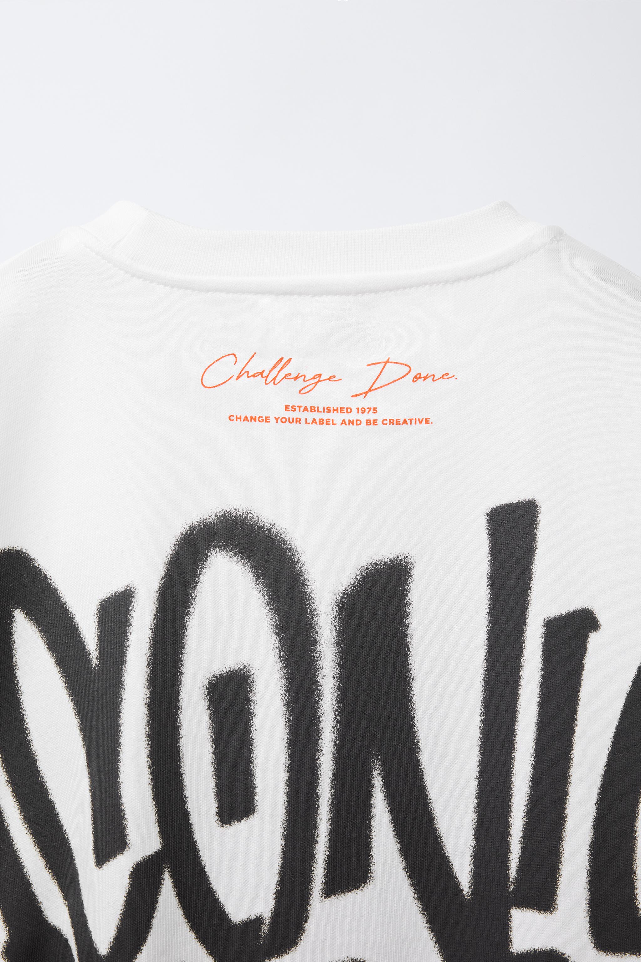 GRAFFITI PRINT T-SHIRT