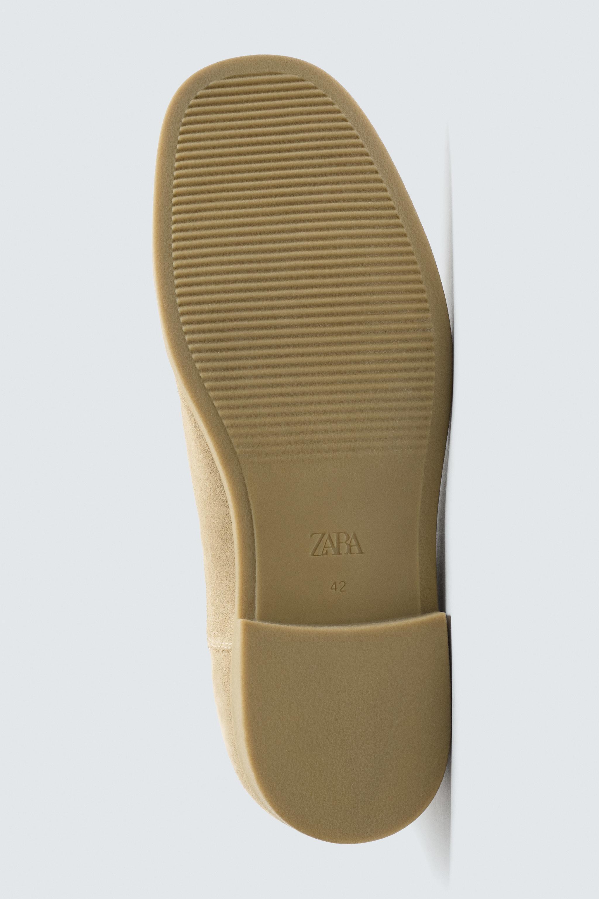 LEATHER CHELSEA BOOTS