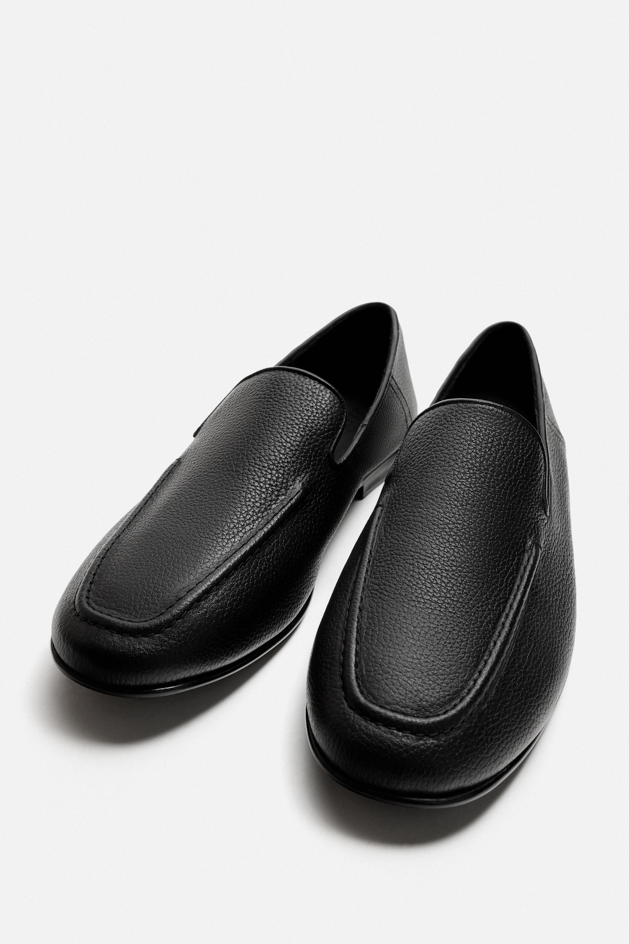 LEATHER LOAFERS