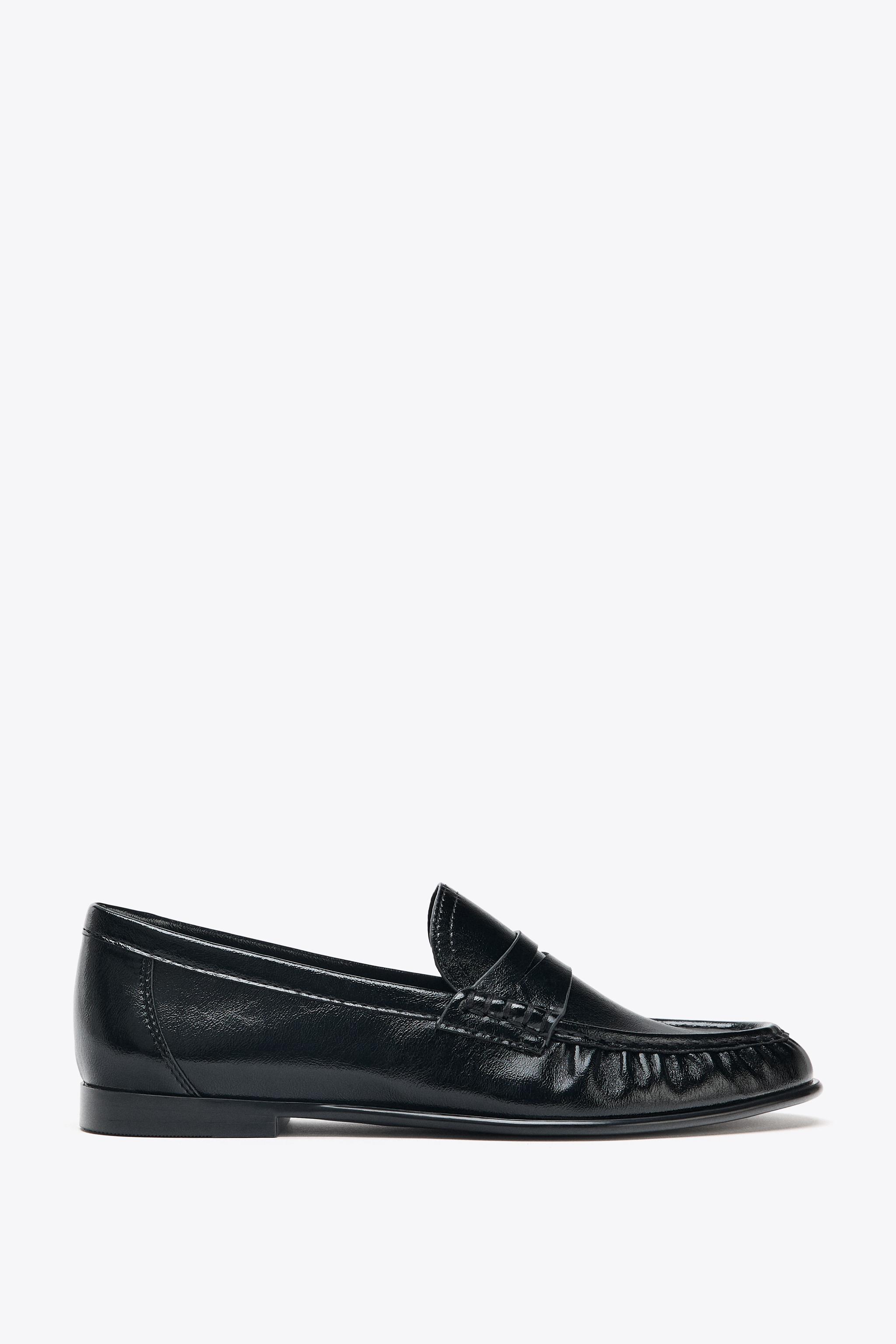 SOFT RUCHED LOAFERS