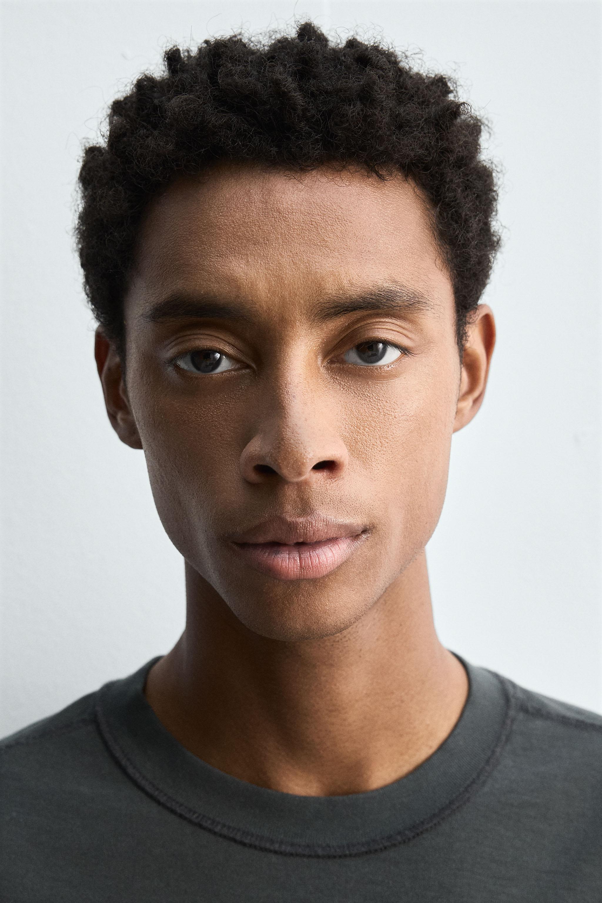 REVERSE EFFECT T-SHIRT