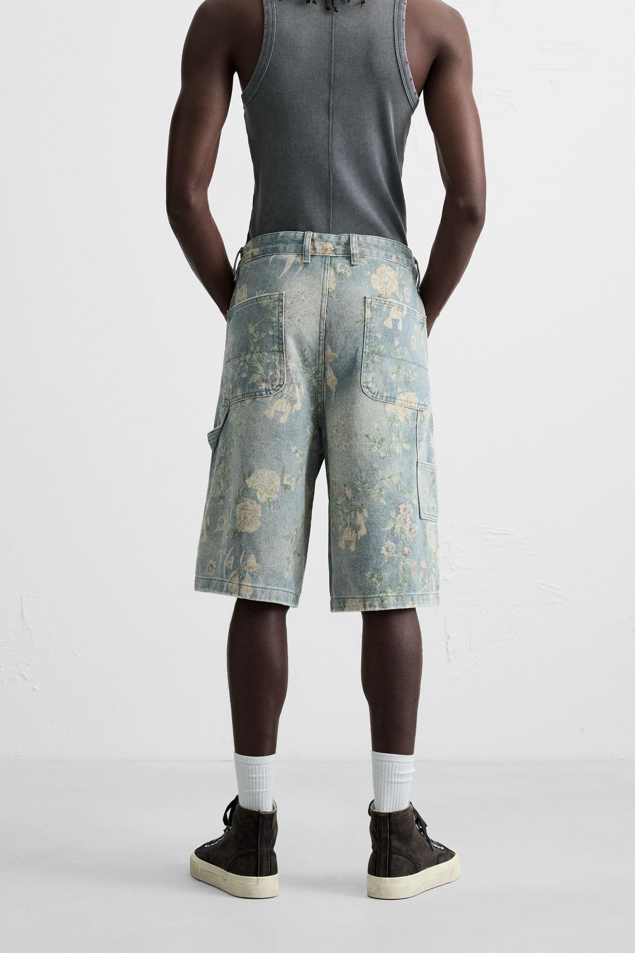 FLORAL PRINT CARPENTER POCKET BERMUDA SHORTS