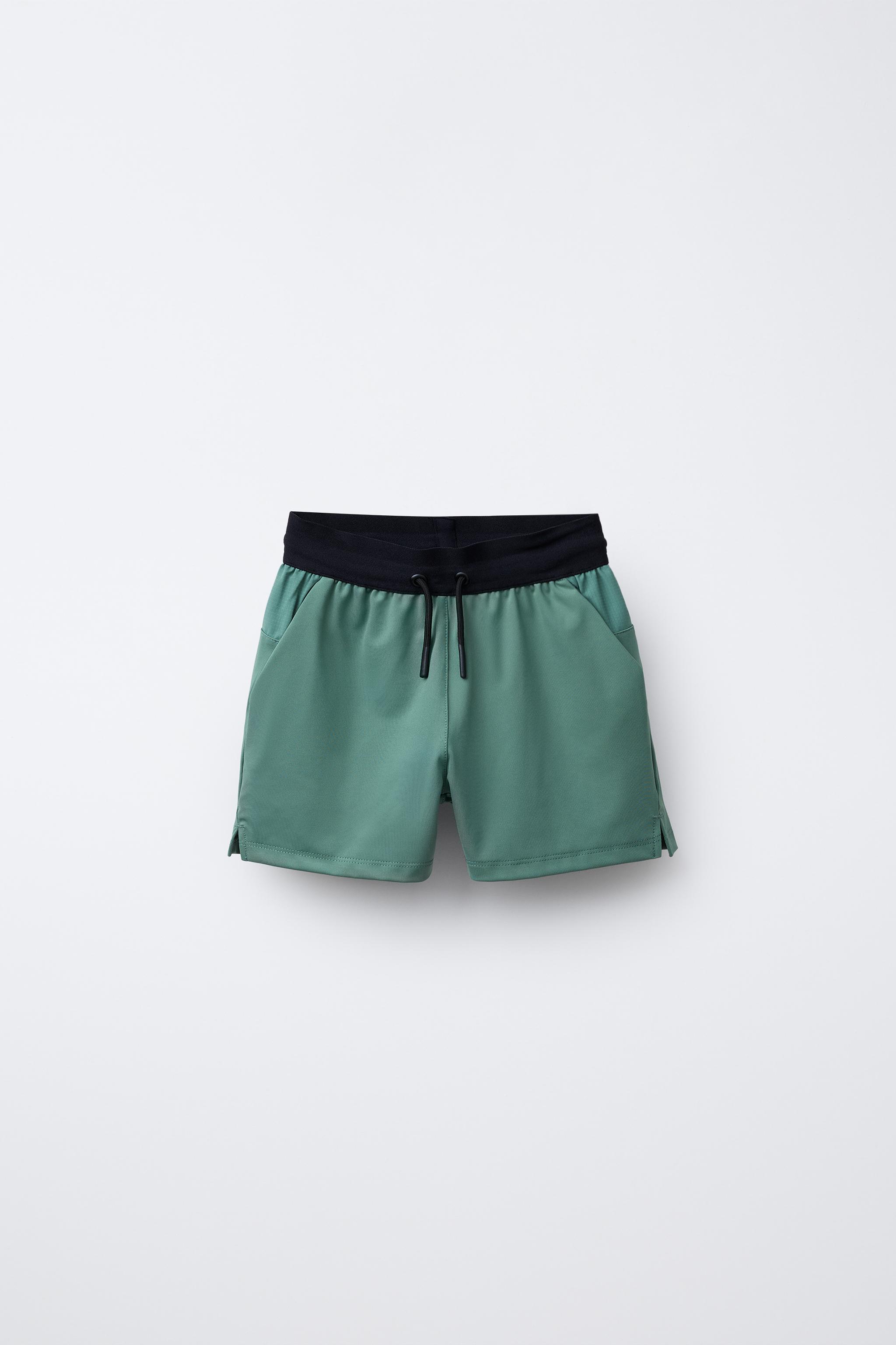 CONTRAST LOGO TECHNICAL SHORTS