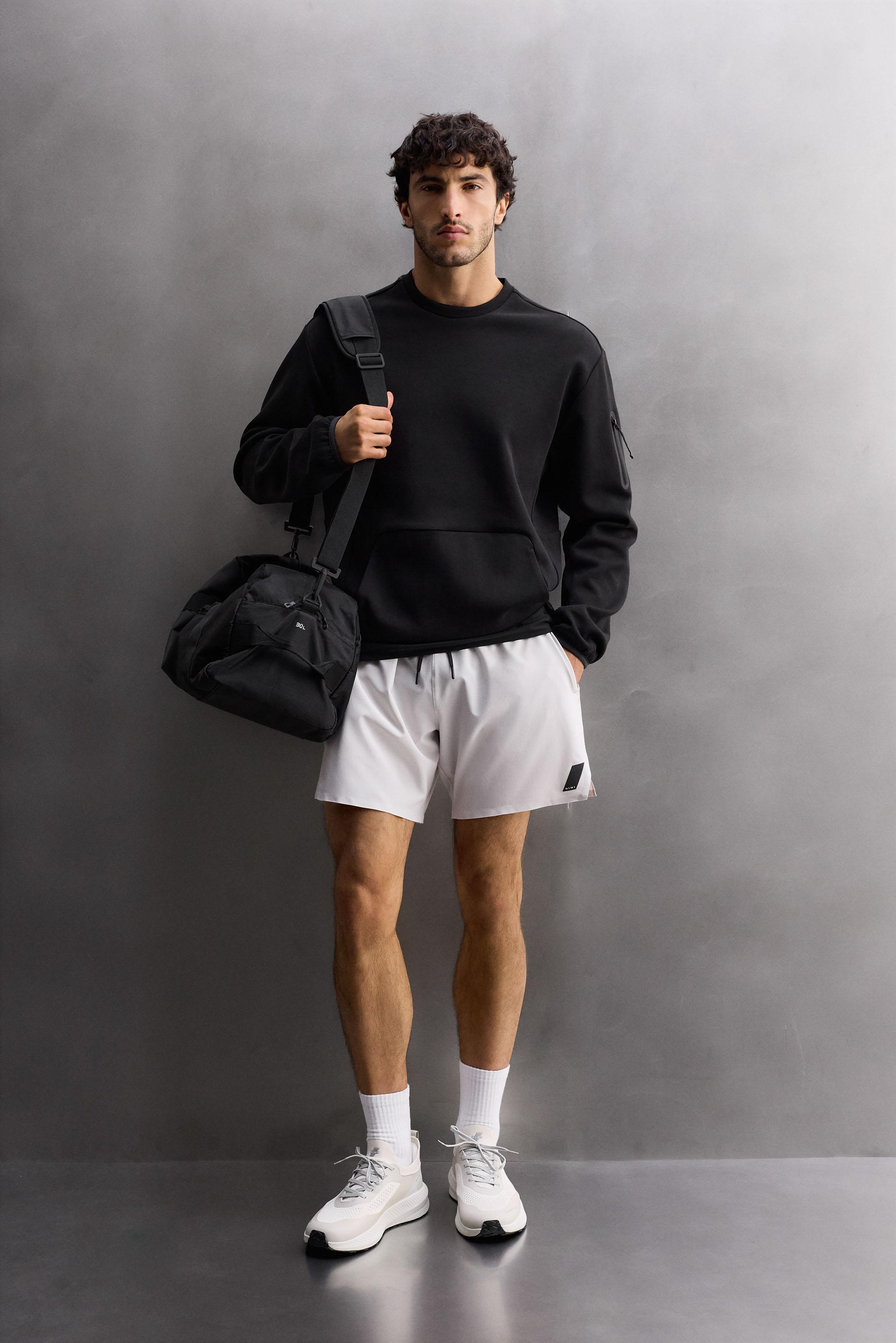 BASIC TRAINING SHORTS