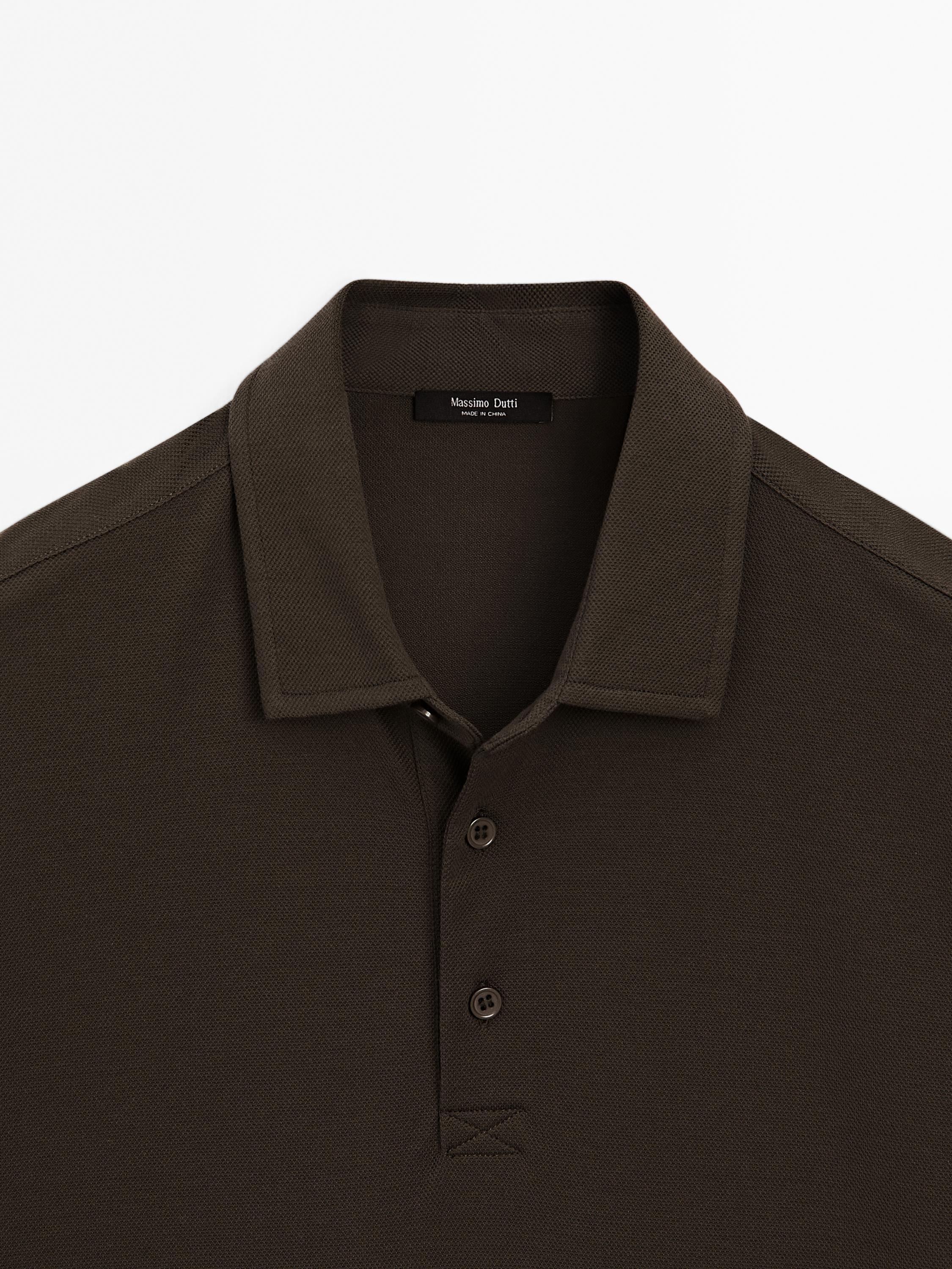 Textured short sleeve polo shirt