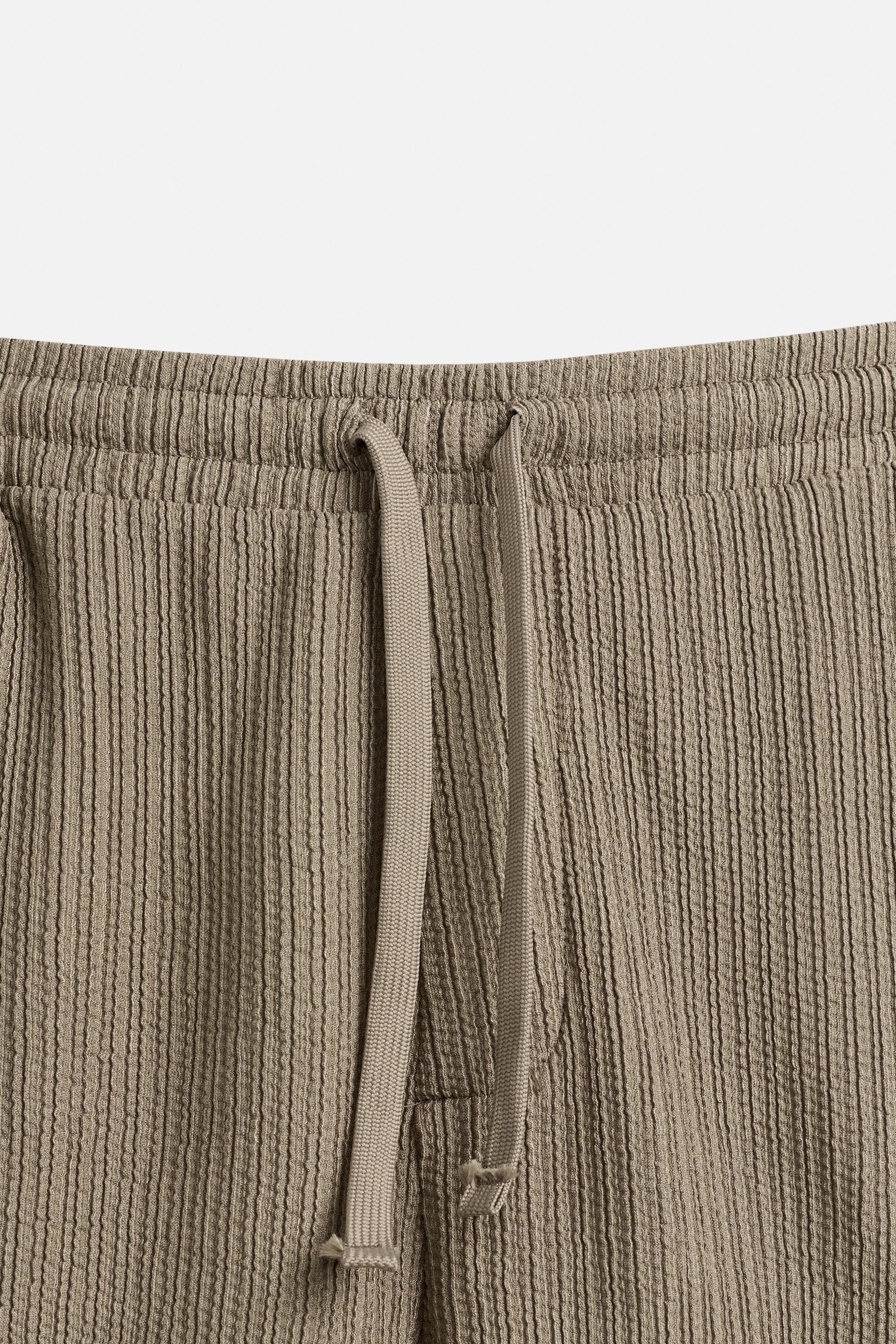 IRREGULAR TEXTURED SHORTS