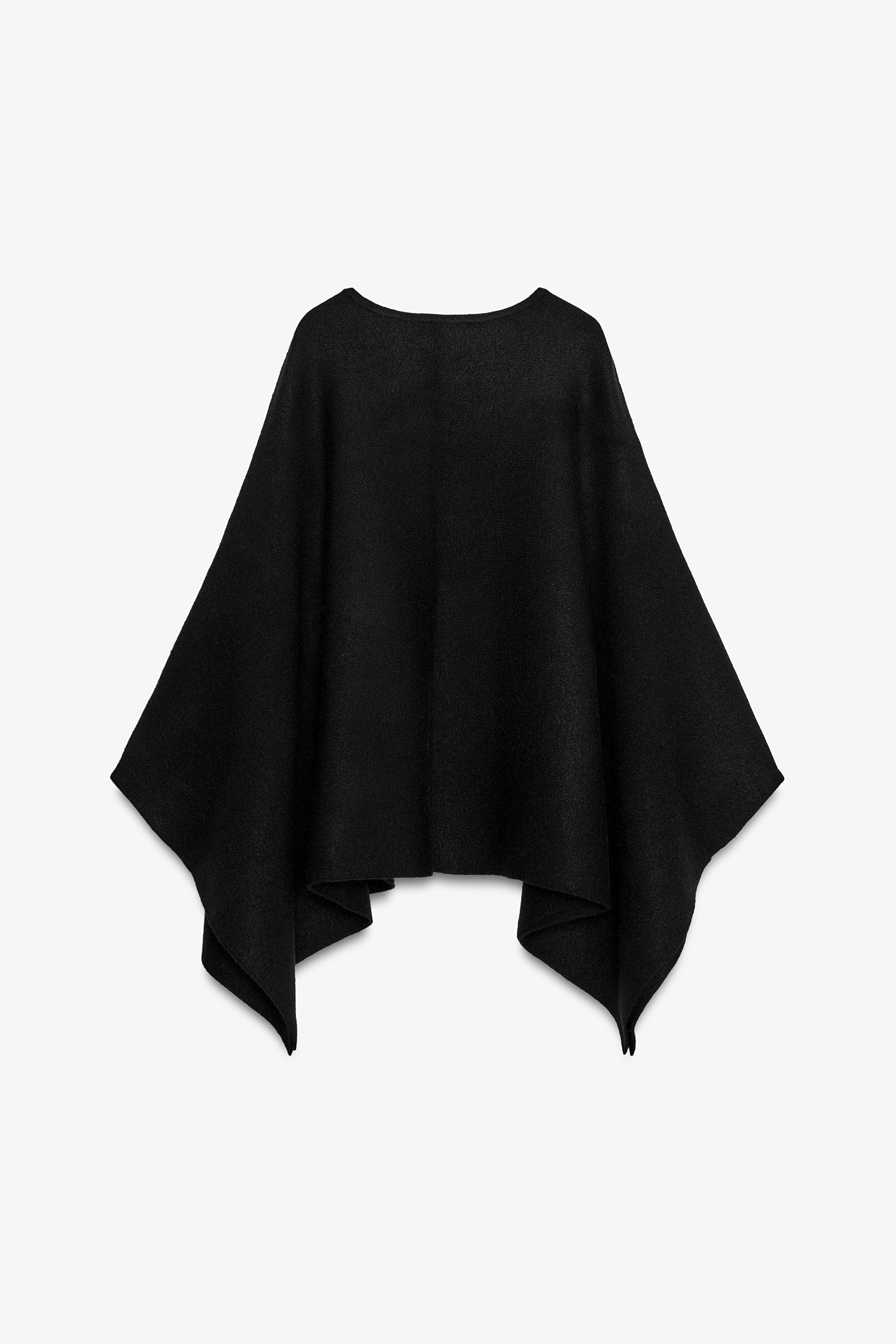 KNIT CAPE