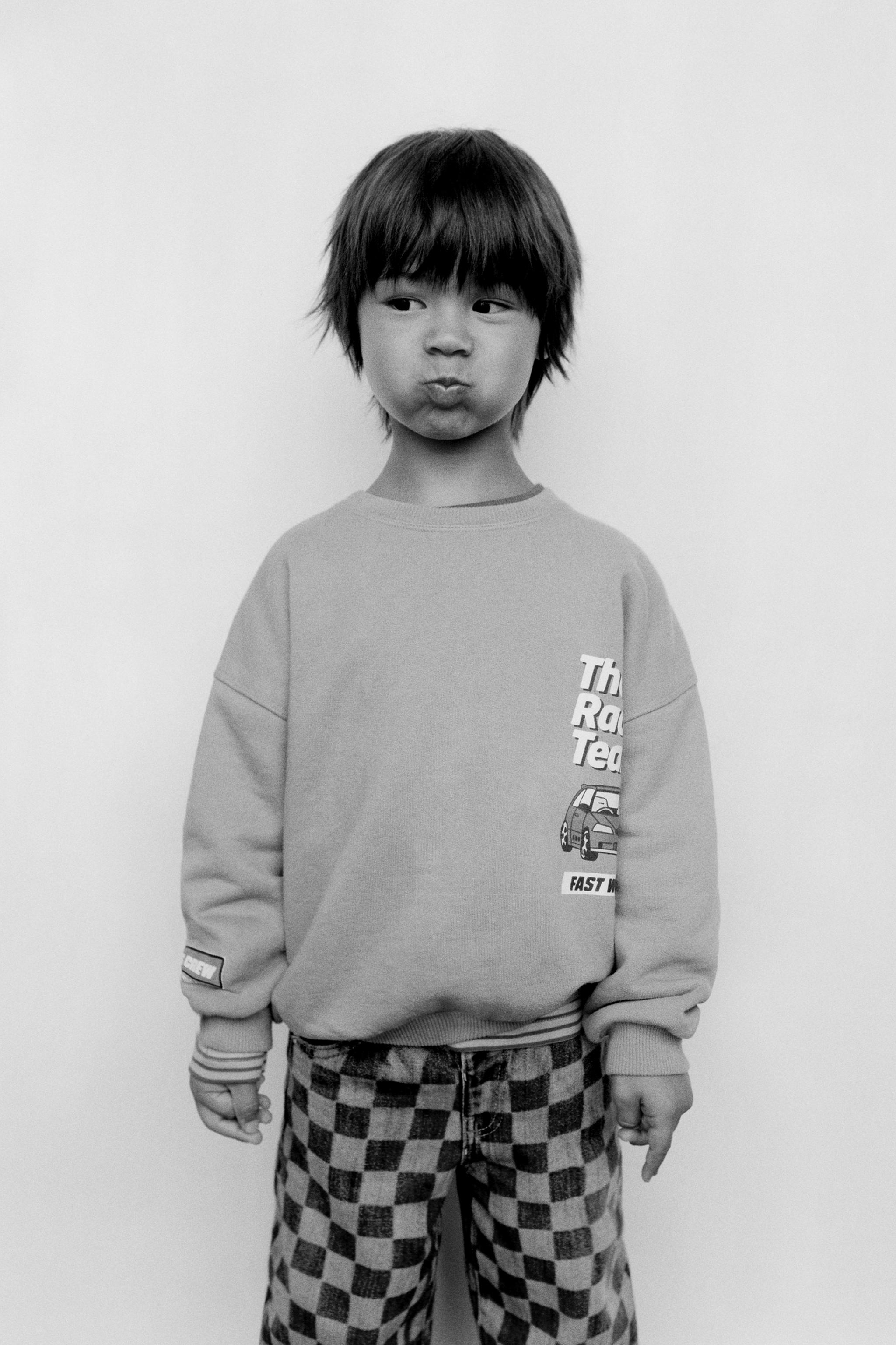 CAR PRINT SWEATSHIRT