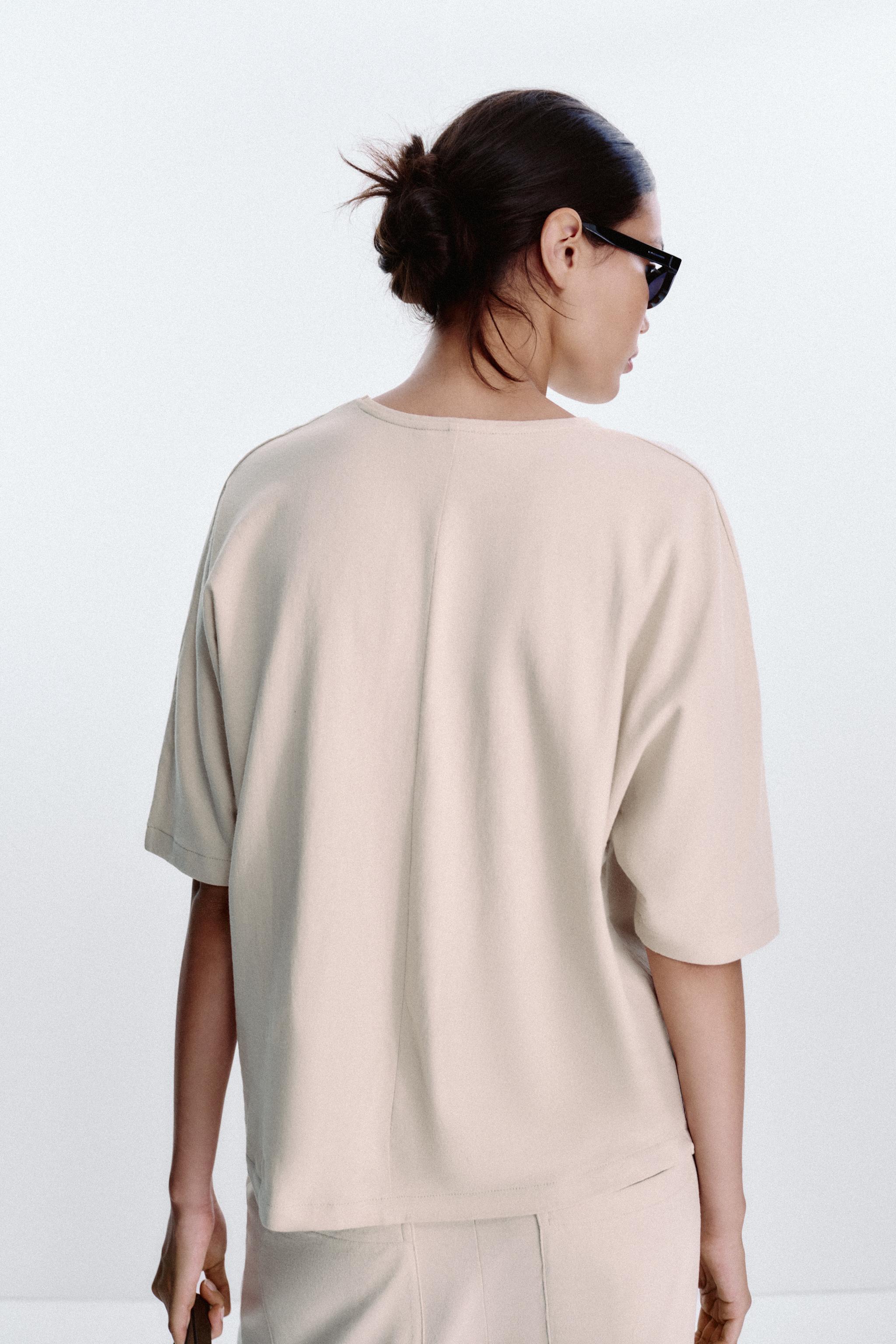 OVERSIZED TEXTURED T-SHIRT