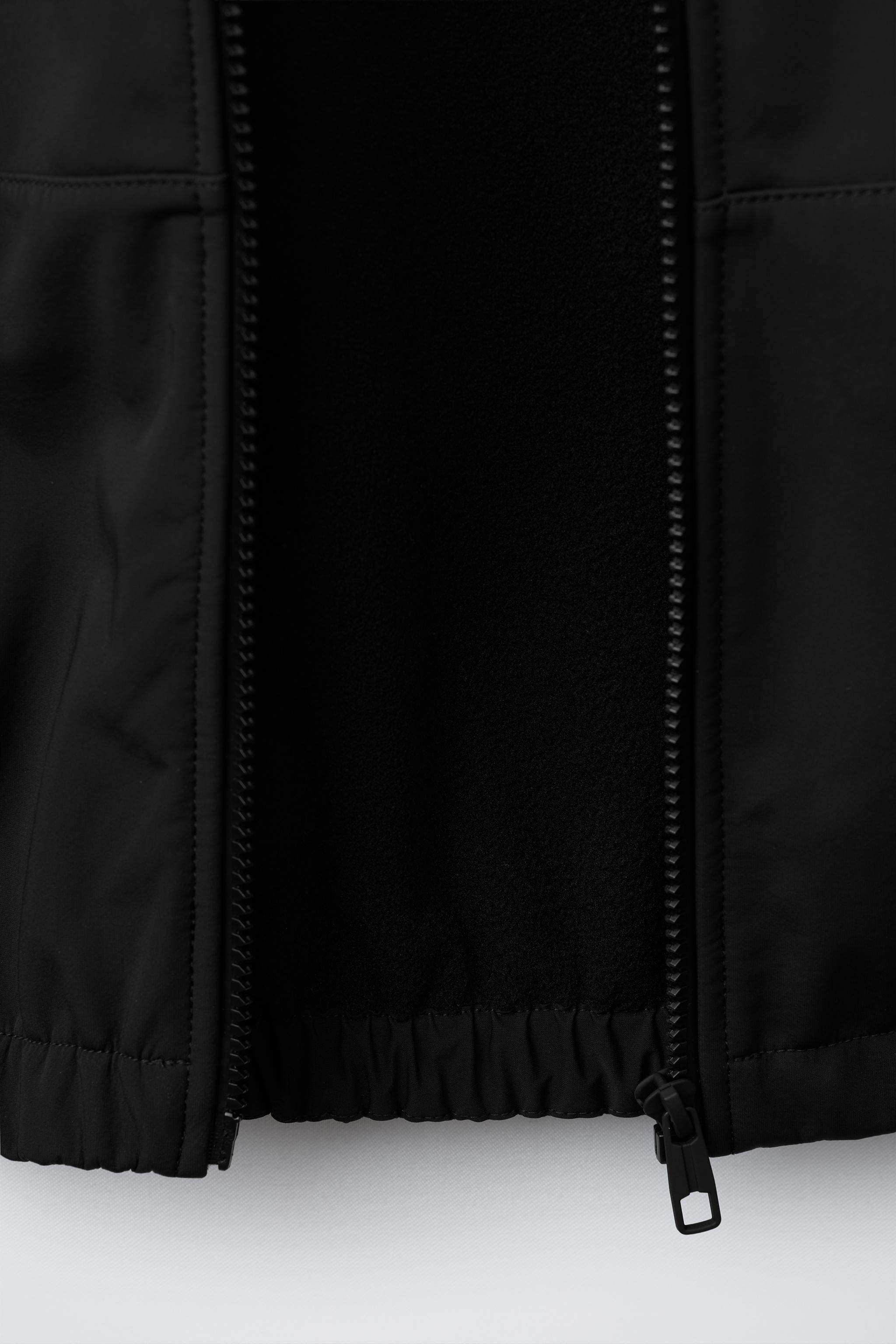 WATER REPELLENT HOODED LINED TECHNICAL JACKET