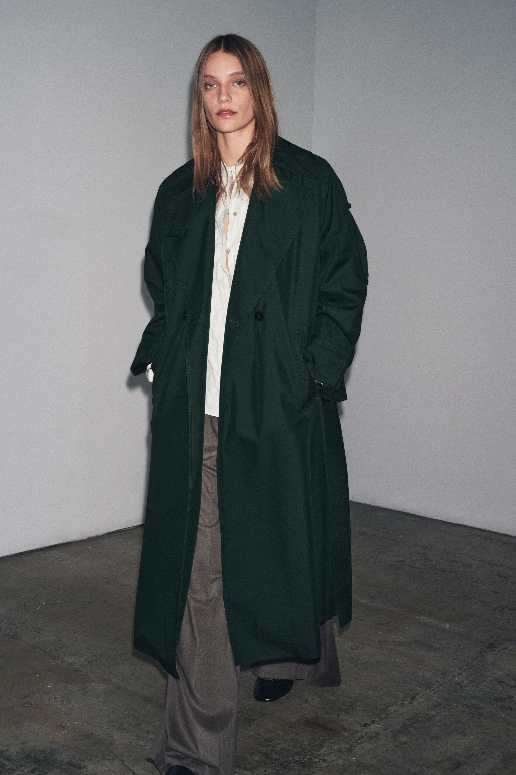 OVERSIZED WATER REPELLENT TRENCH COAT ZW COLLECTION