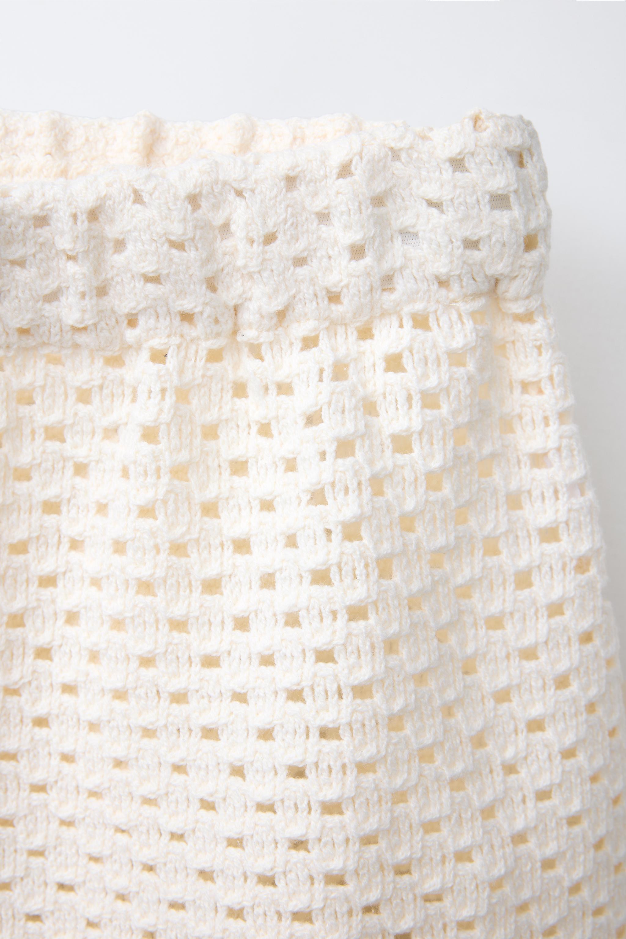 FLORAL CROCHET KNIT SKIRT