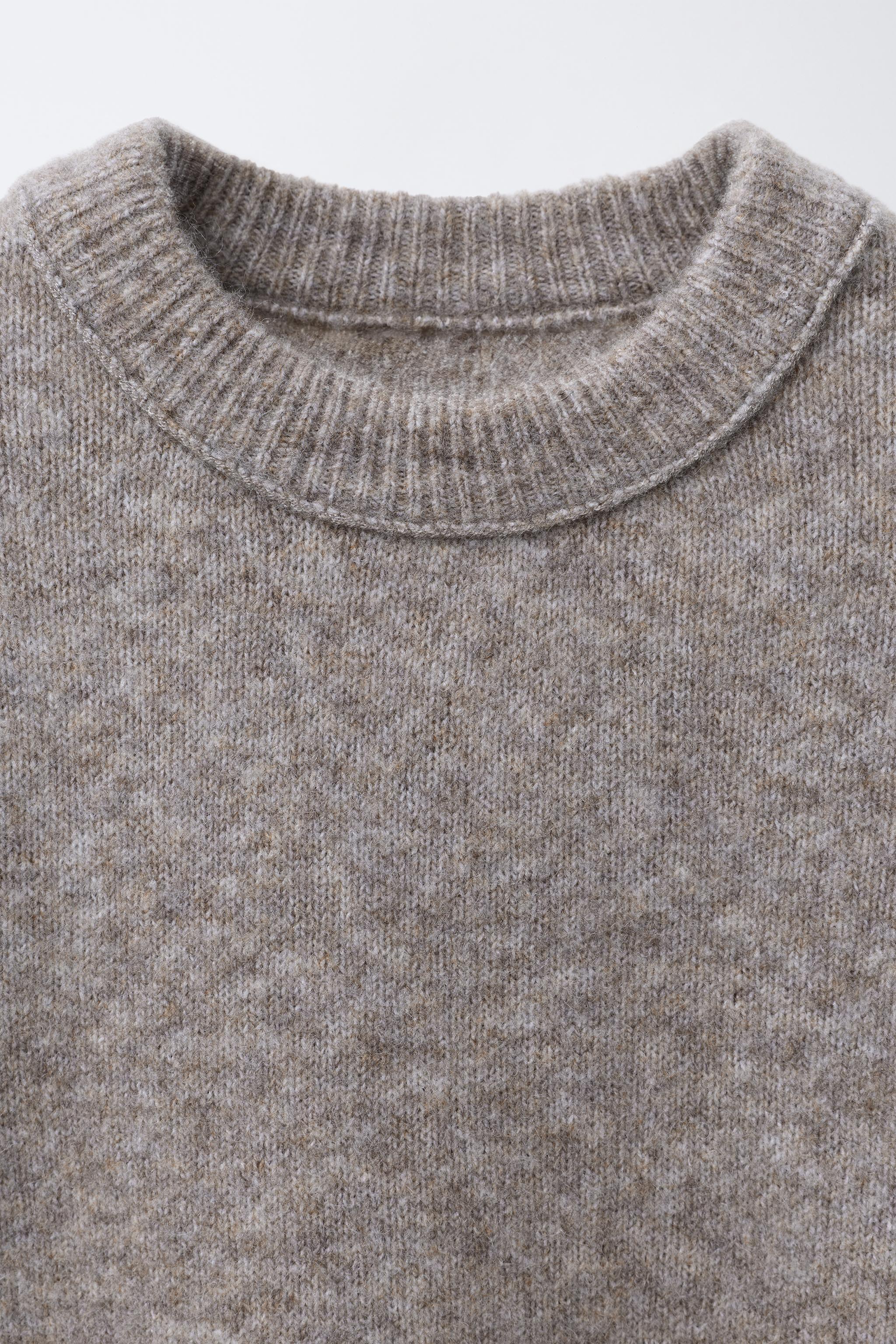 LACE BOWS KNIT SWEATER