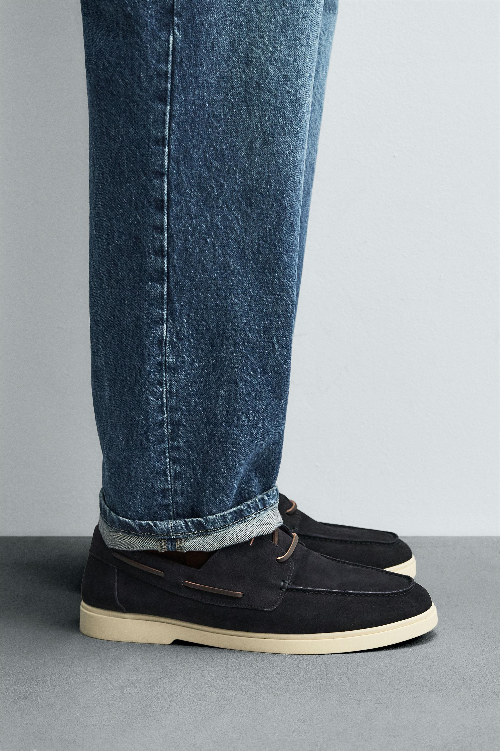 CASUAL LEATHER BOAT SHOES