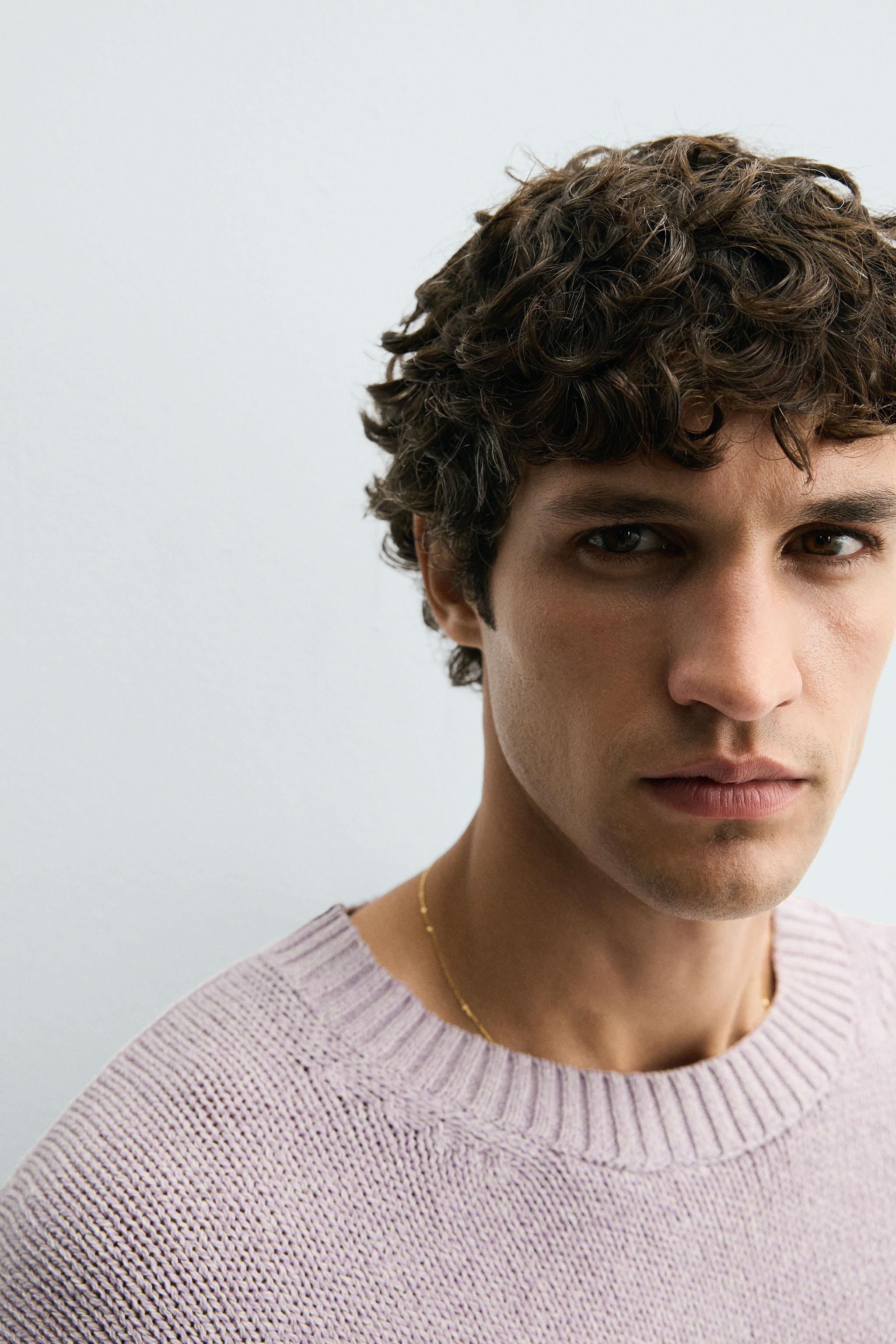 TEXTURED KNIT SWEATER