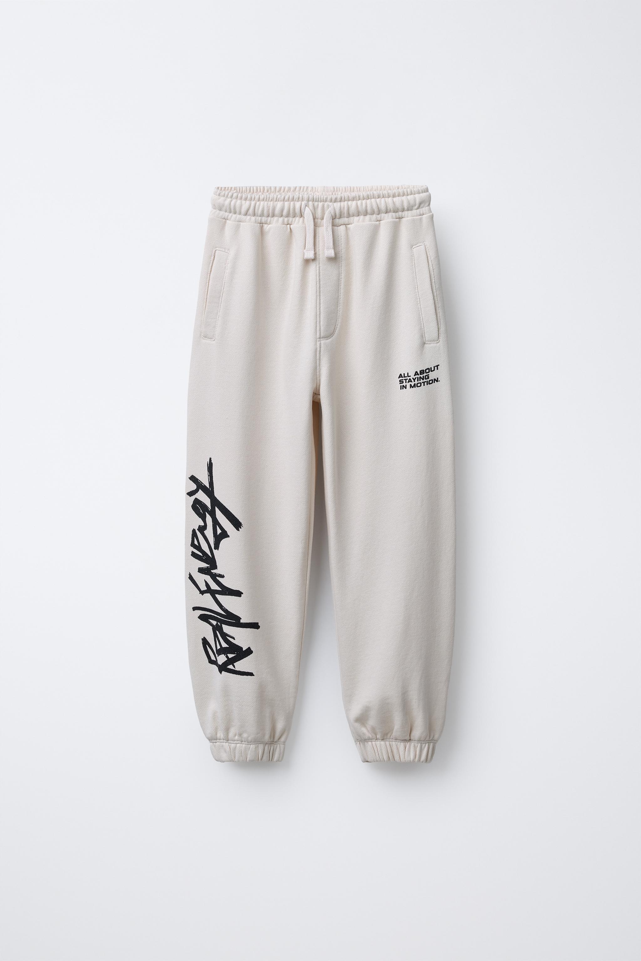 GRAFFITI PRINT JOGGER PANTS