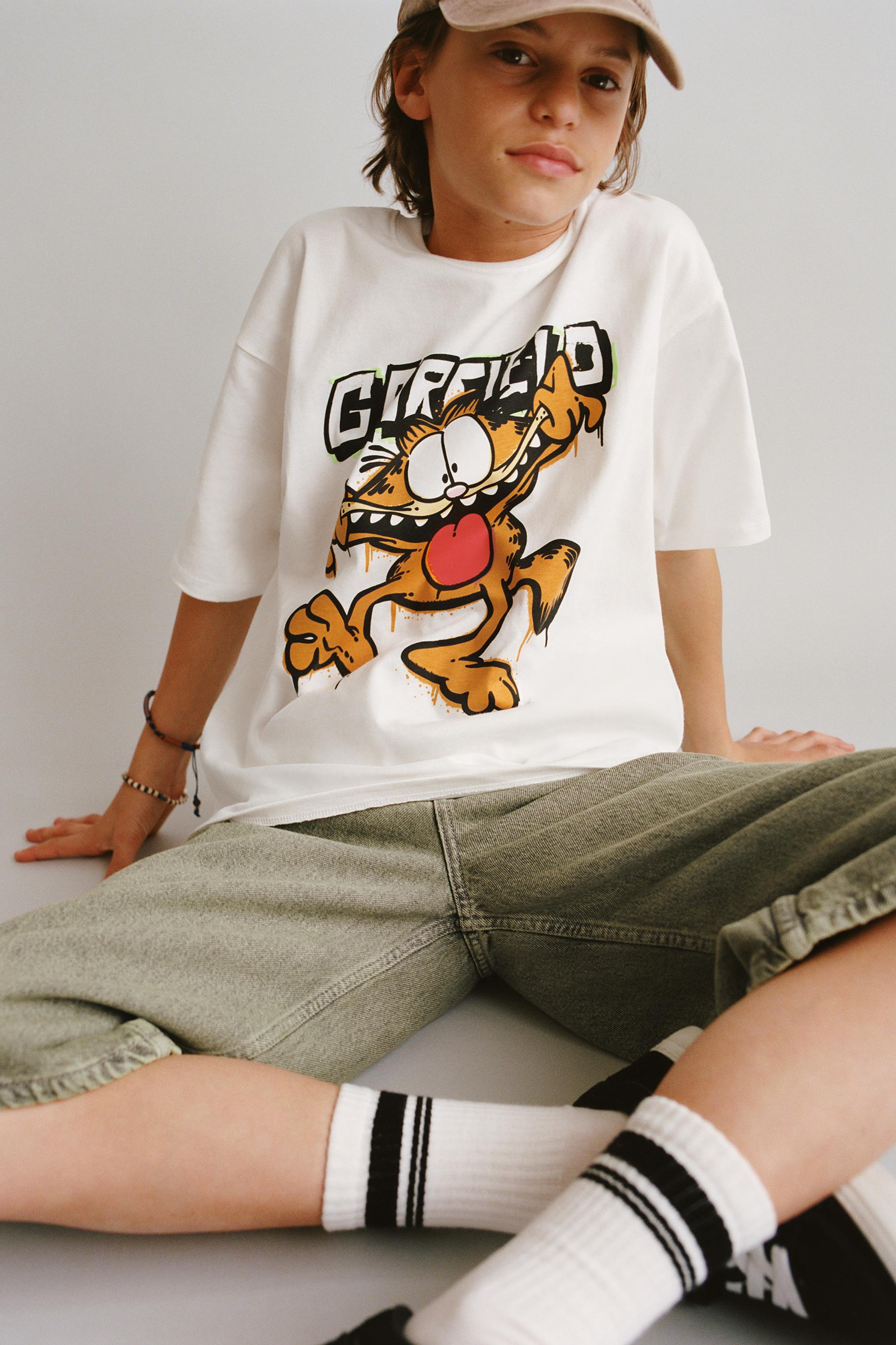 GARFIELD © PAWS INC PRINT T-SHIRT