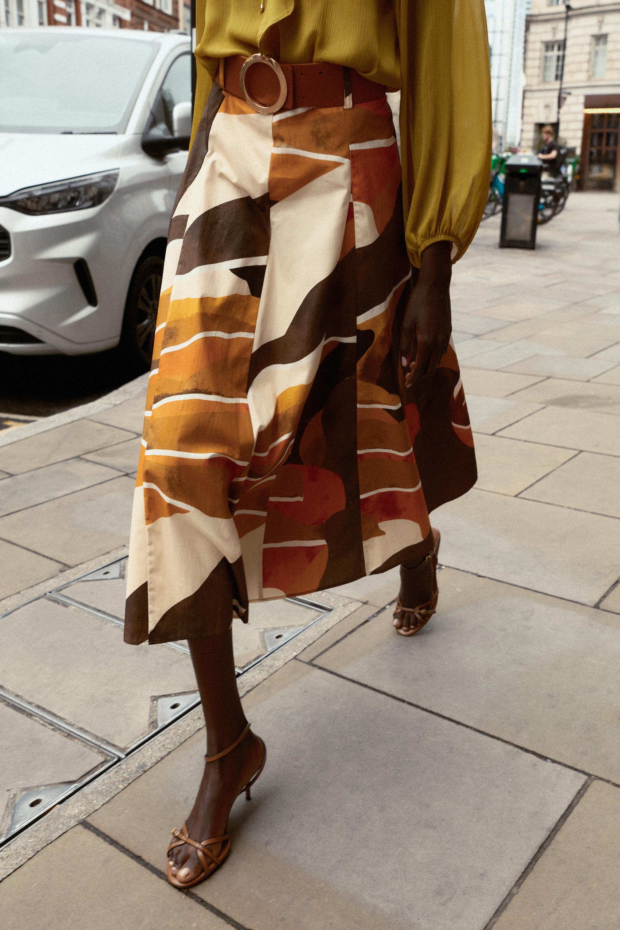 PRINTED POPLIN BELTED SKIRT