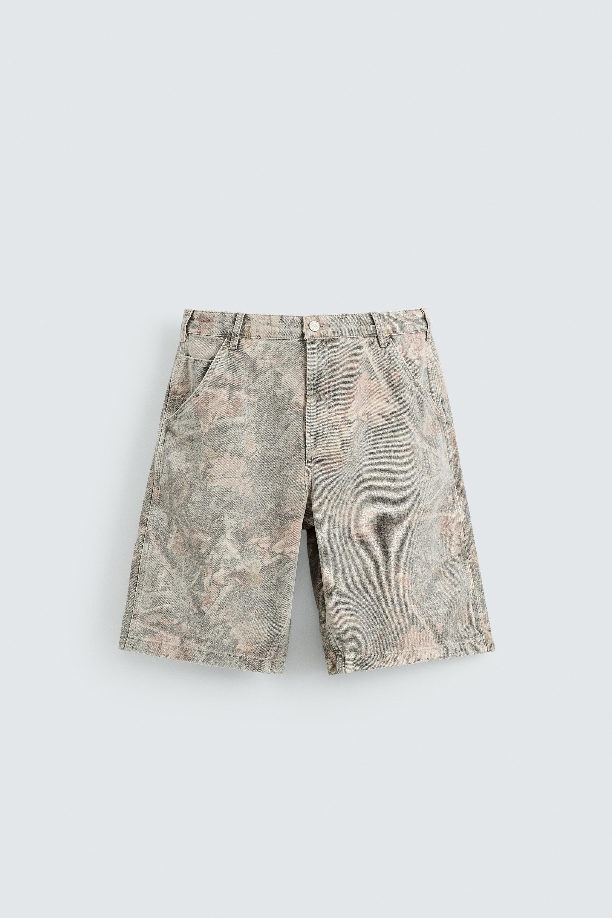 ABSTRACT PRINT RELAXED FIT BERMUDA SHORTS