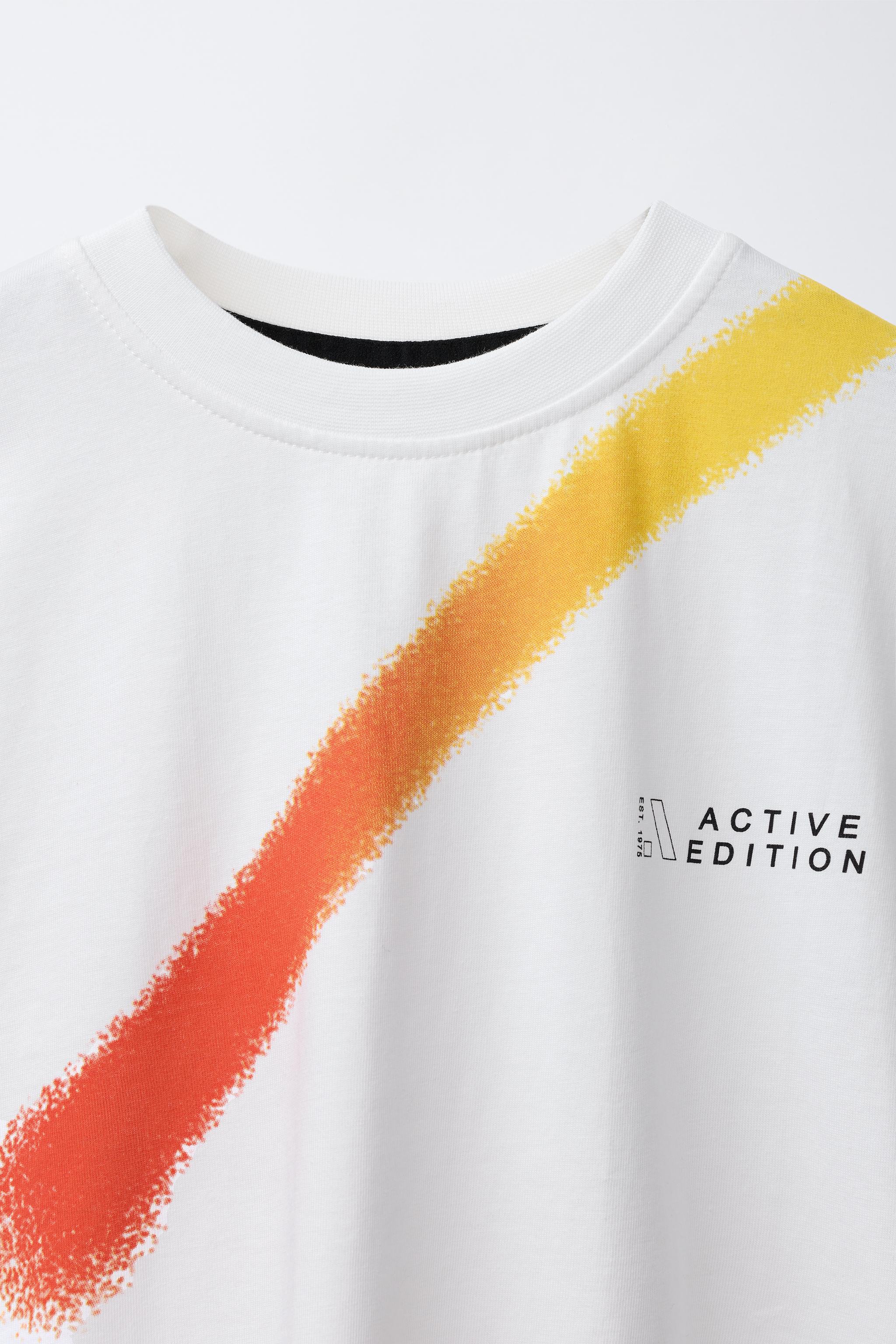 SPORTY T-SHIRT
