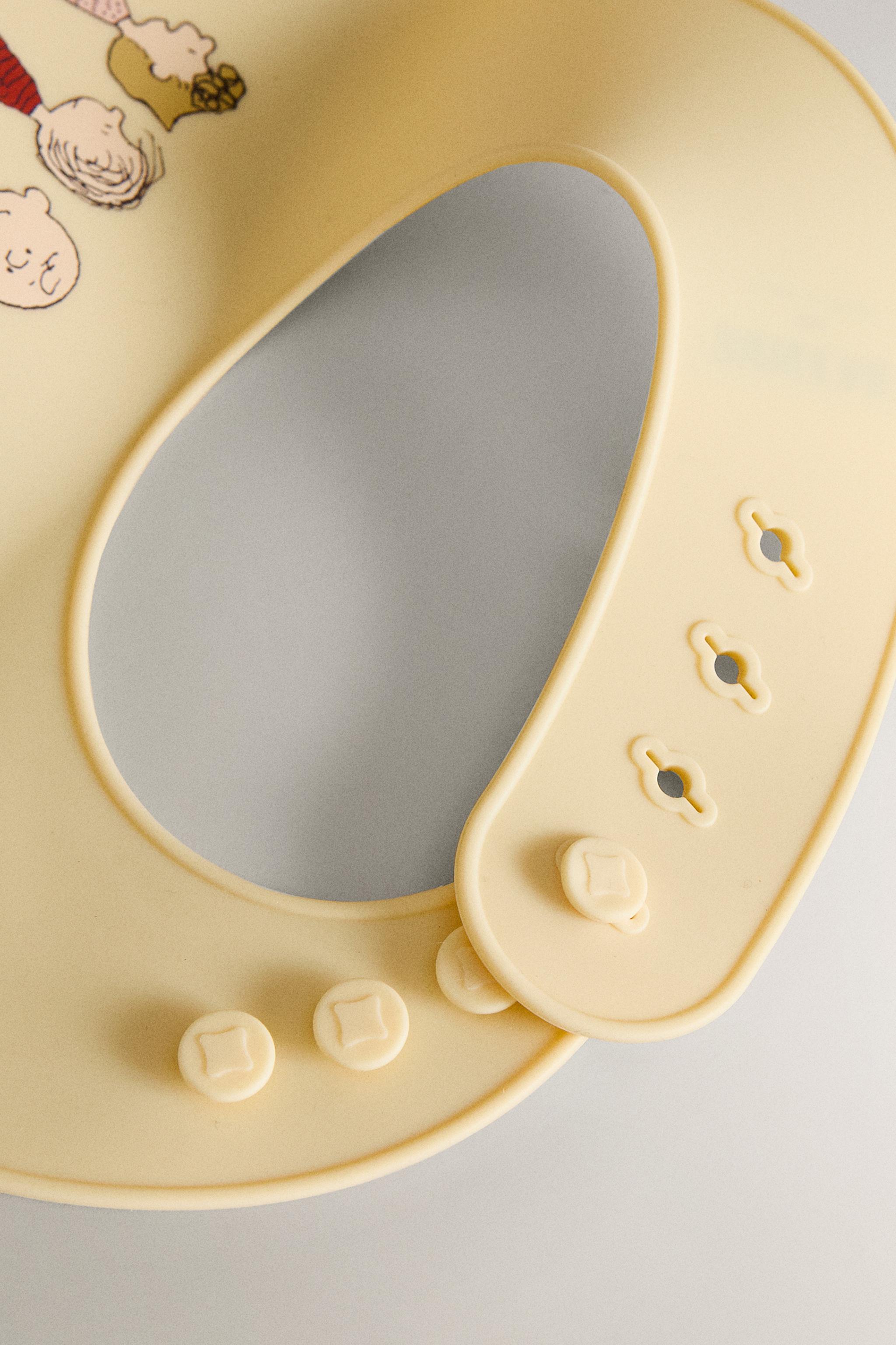 CHILDREN'S SILICONE PEANUTS™ BIB