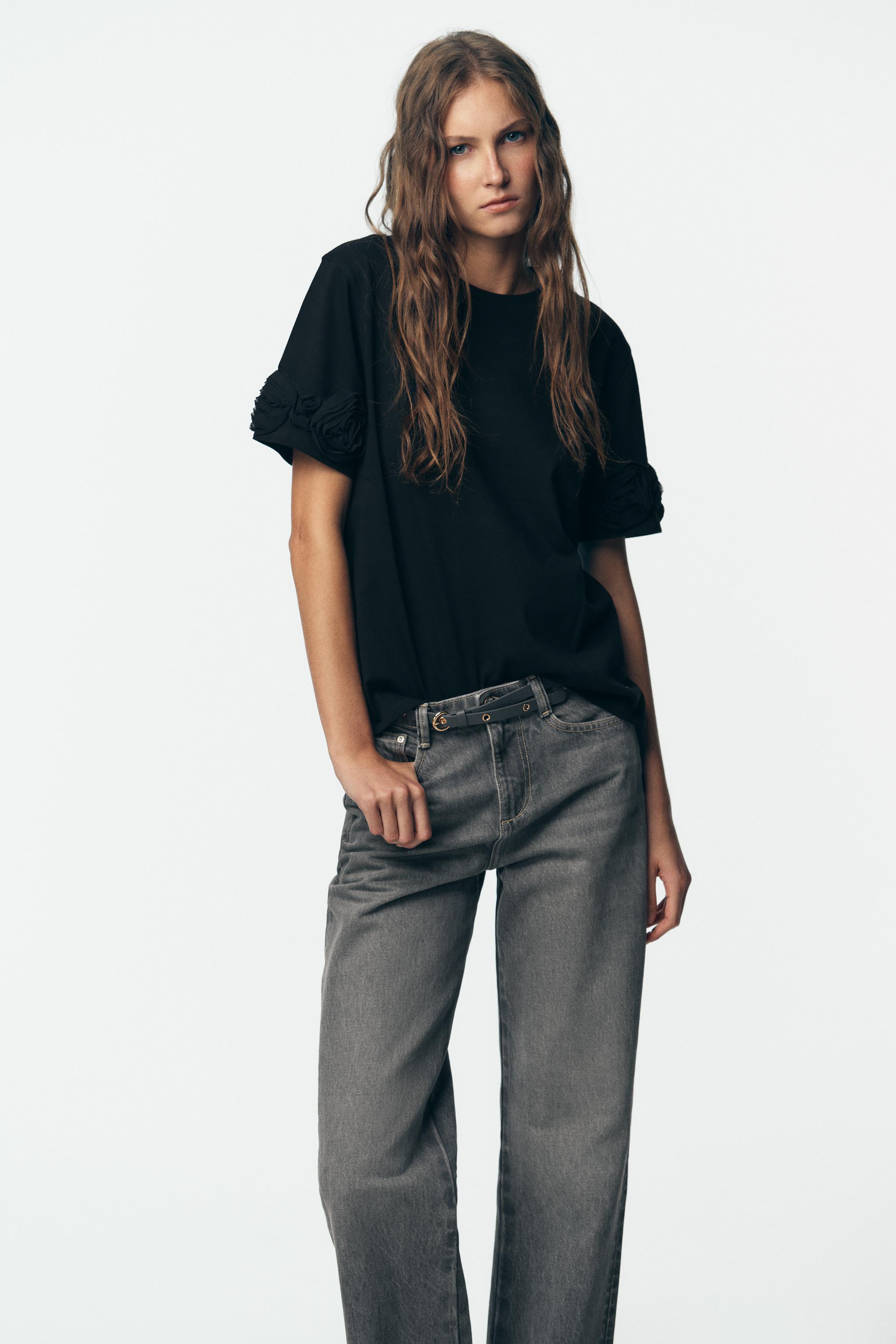 VOLUMINOUS FLORAL T-SHIRT