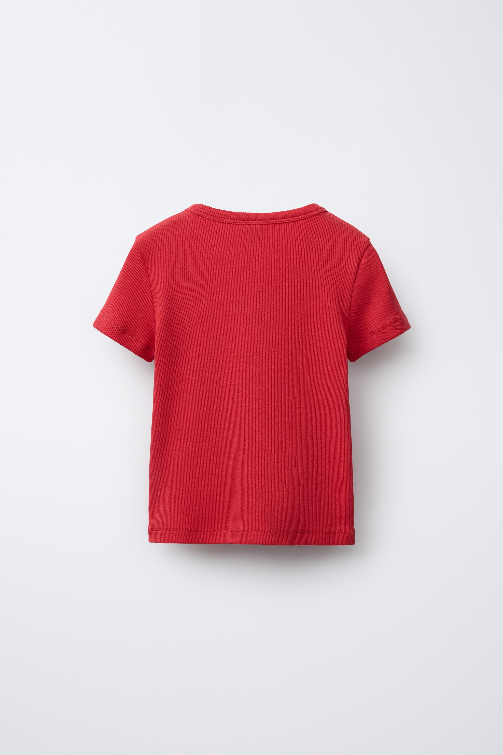 RIBBED JEWELED APPLIQUÉ SHIRT