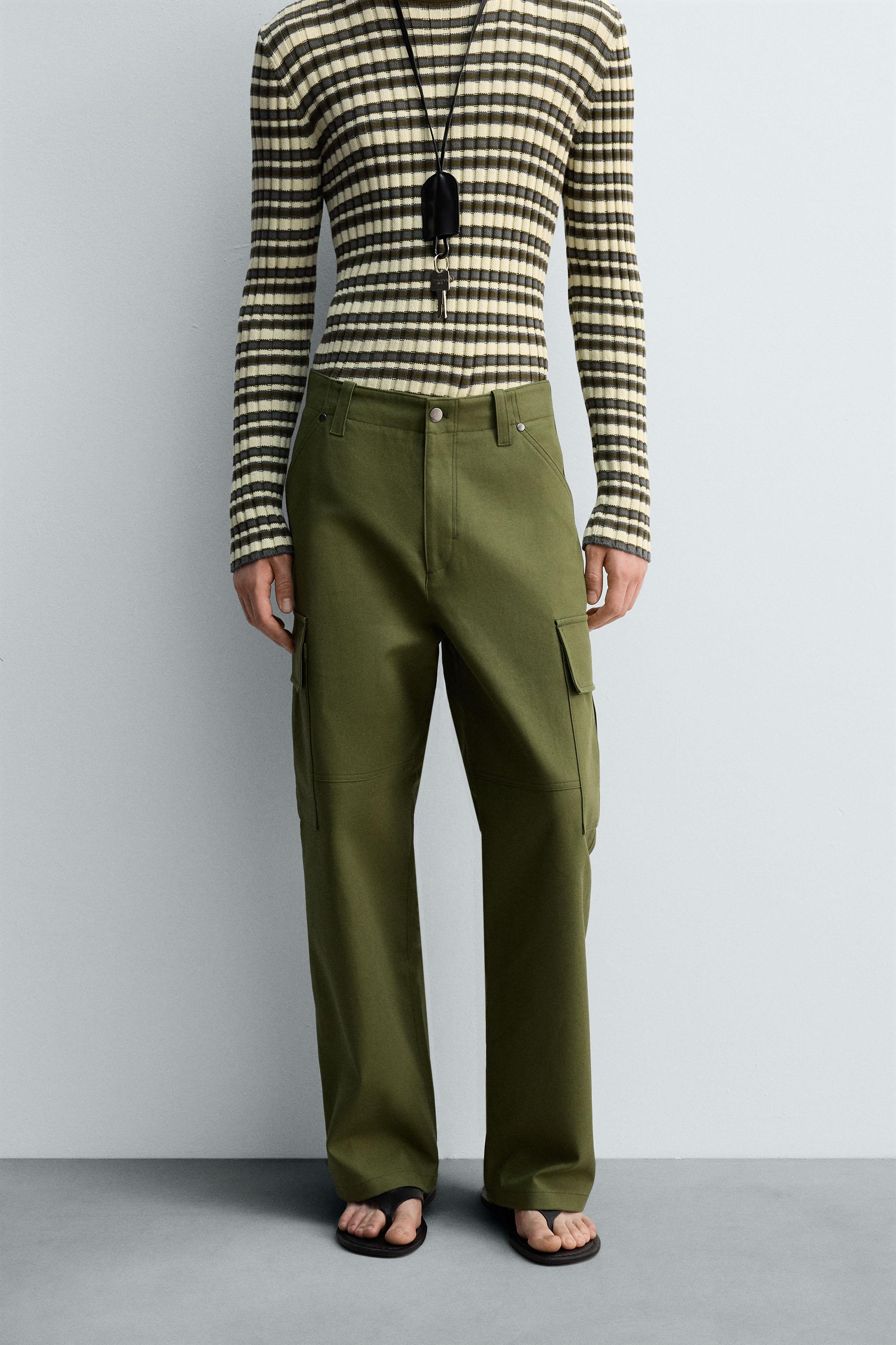 RELAXED FIT CARGO PANTS