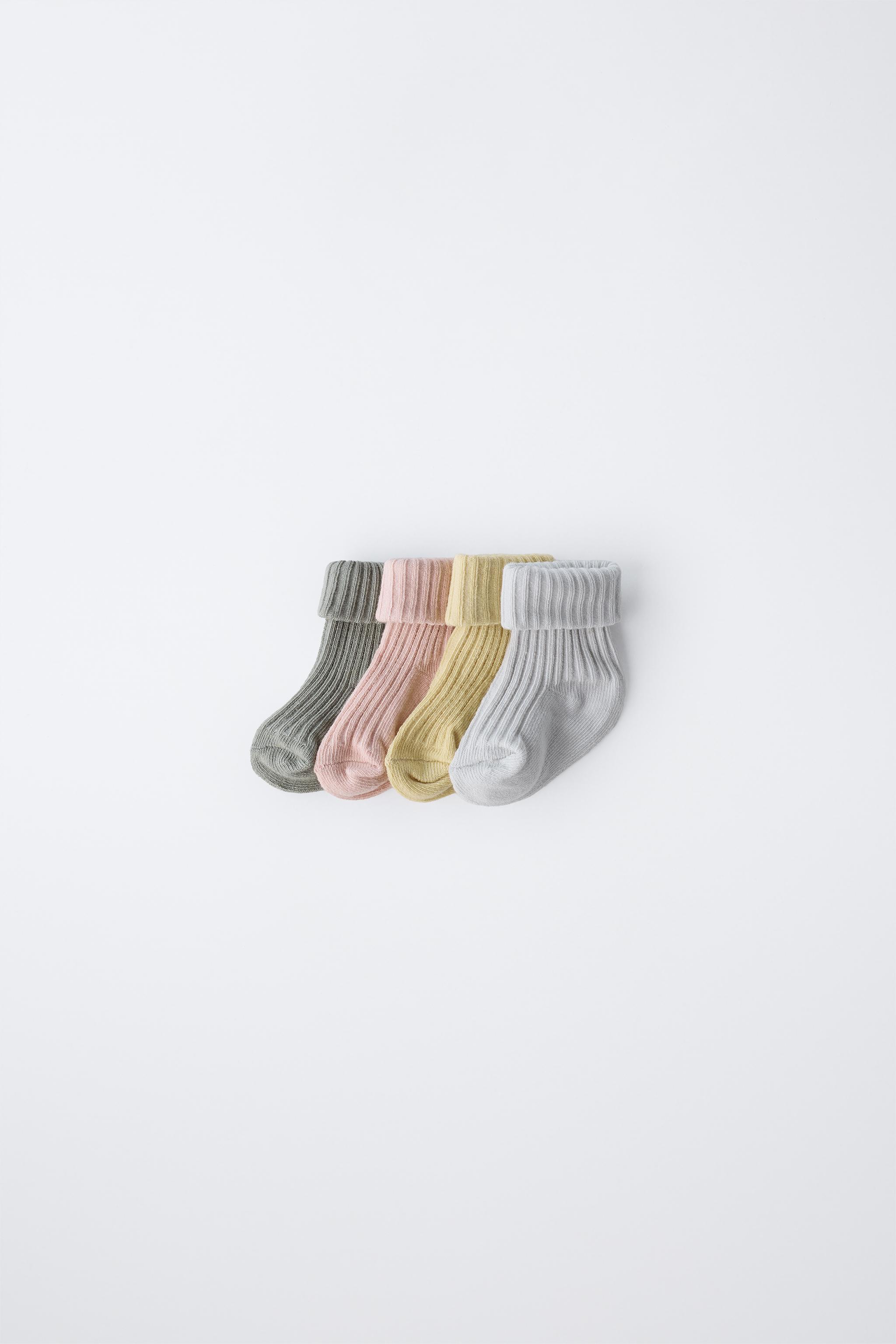 FOUR-PACK OF SOCKS IN BOX