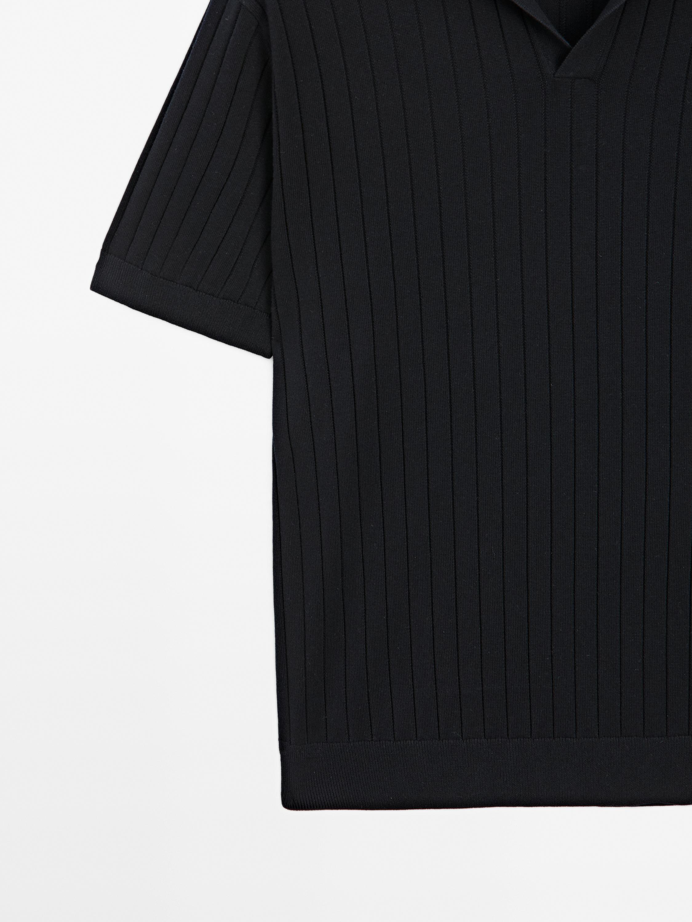 Ribbed knit polo shirt