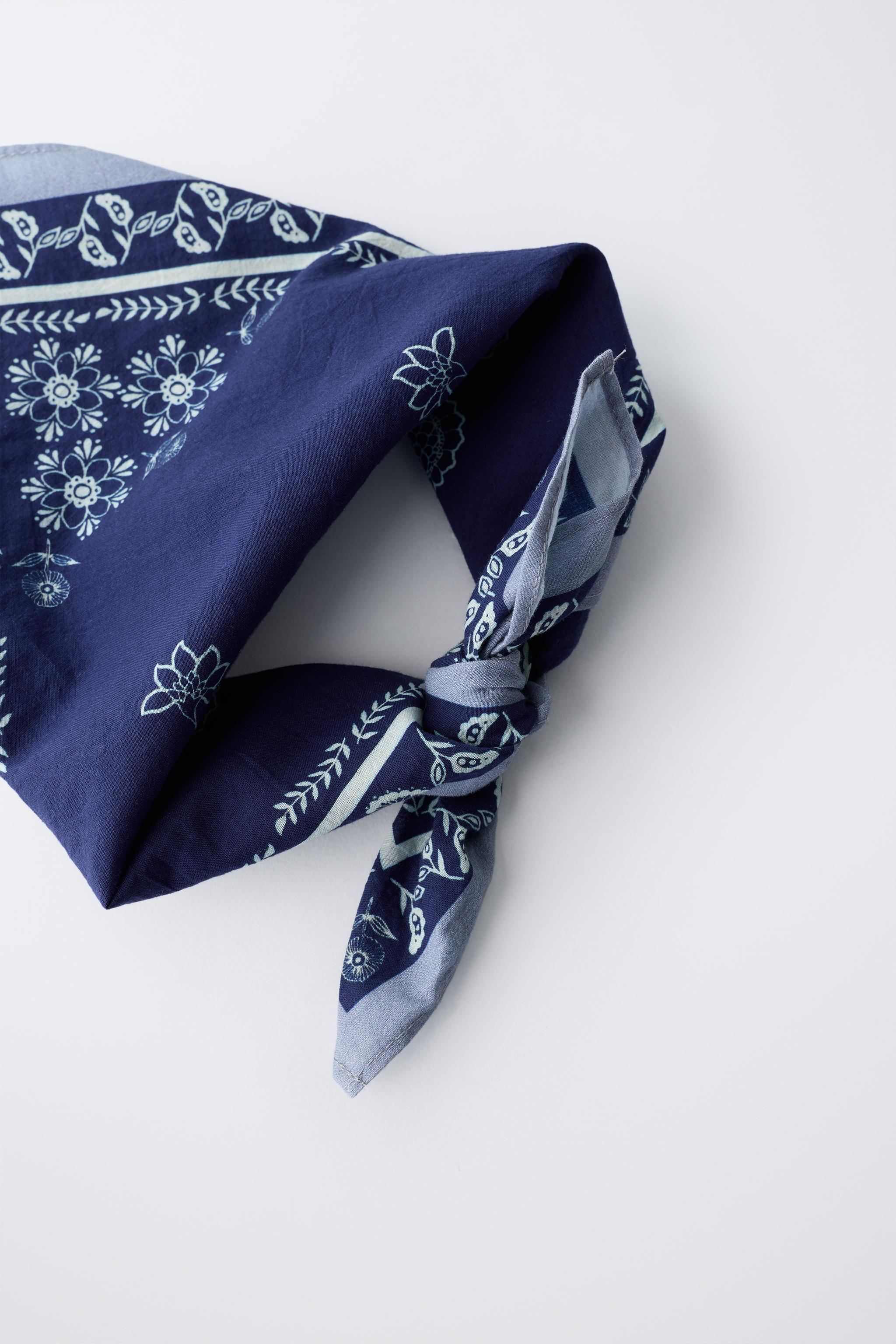 SQUARE FLORAL PRINT BANDANA