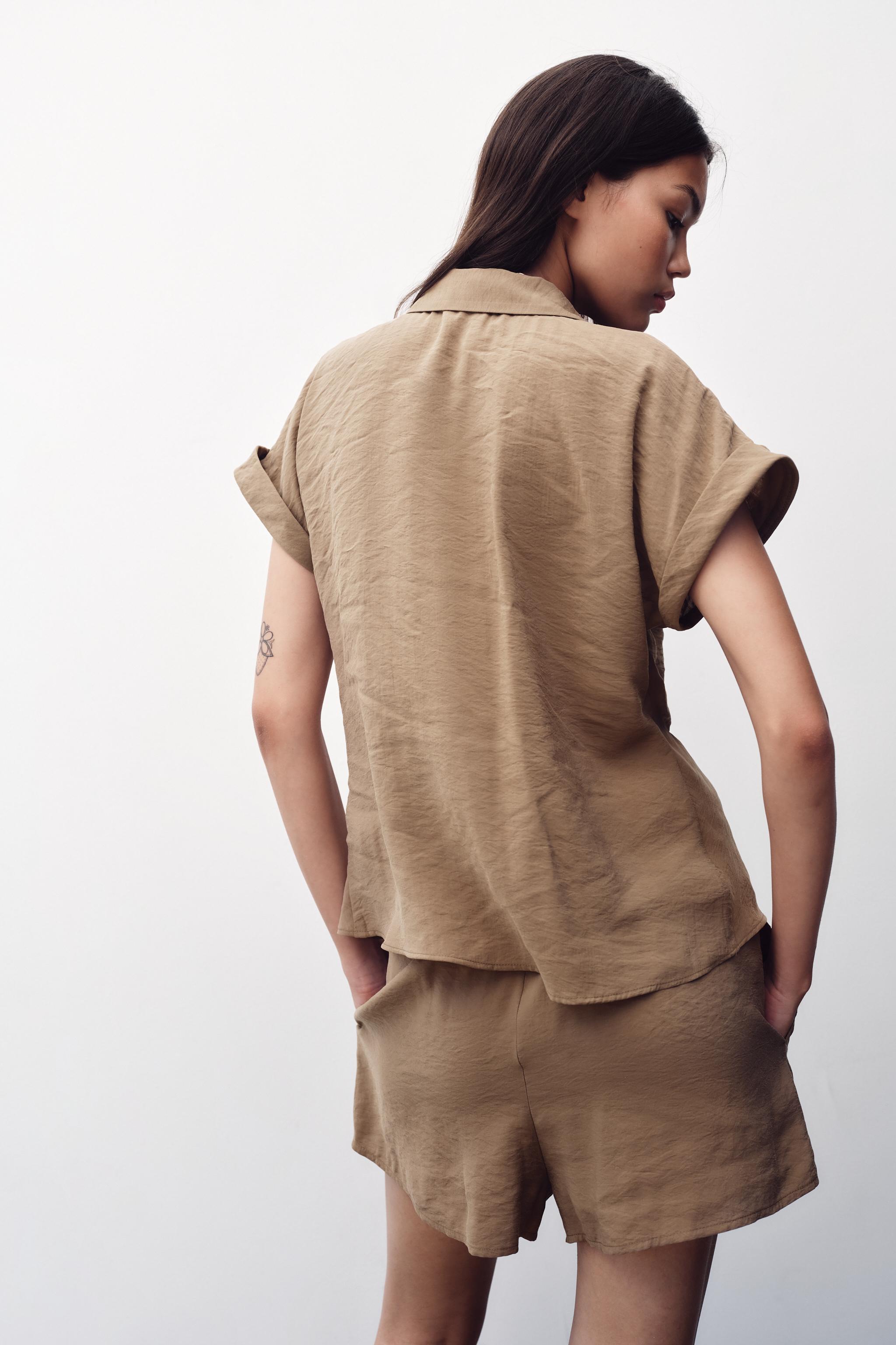 BEADED DRAWSTRING SHORTS