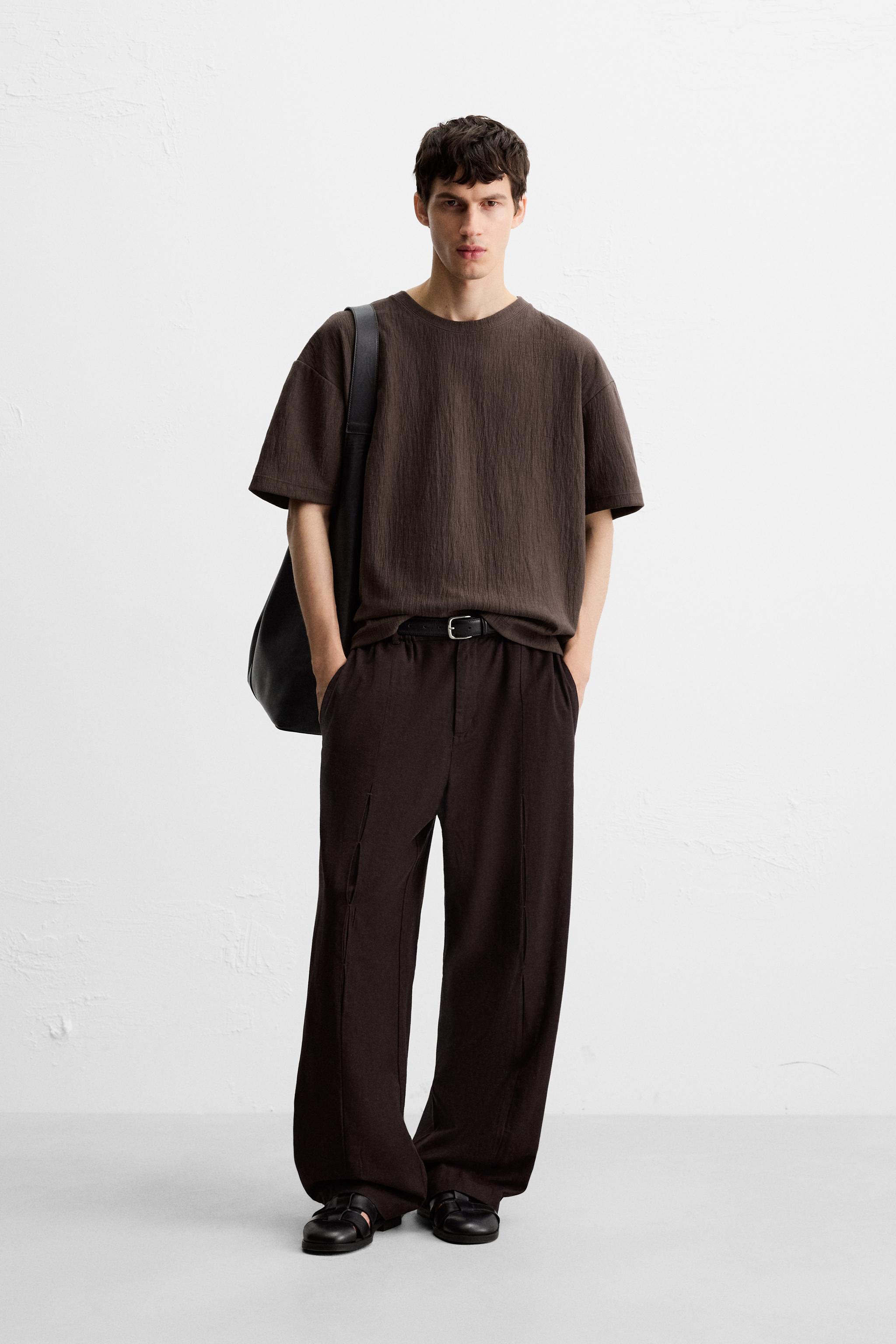 RELAXED FIT STRUCTURED T-SHIRT