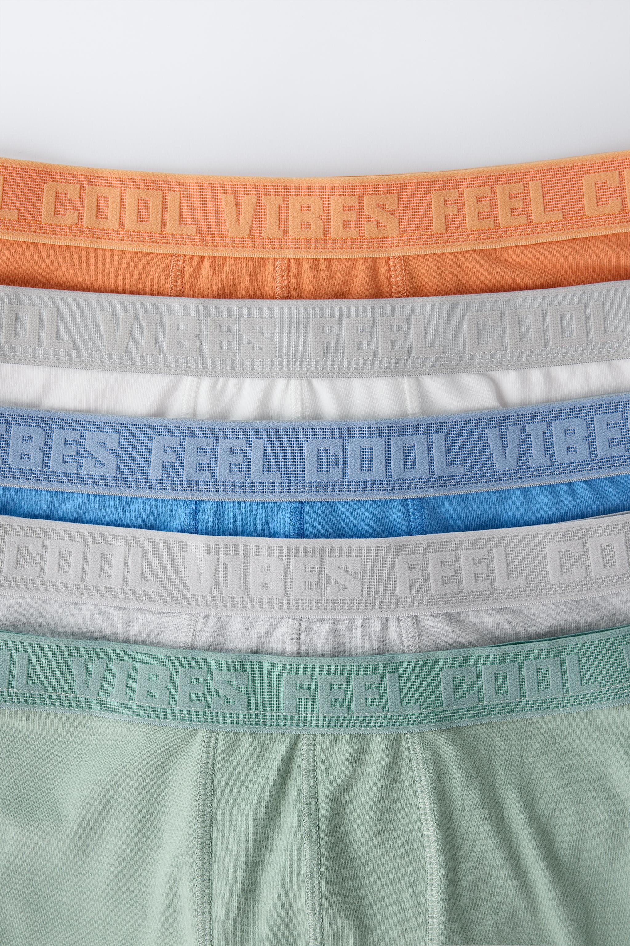 AGES 6-14 / FIVE-PACK OF TEXT BOXERS