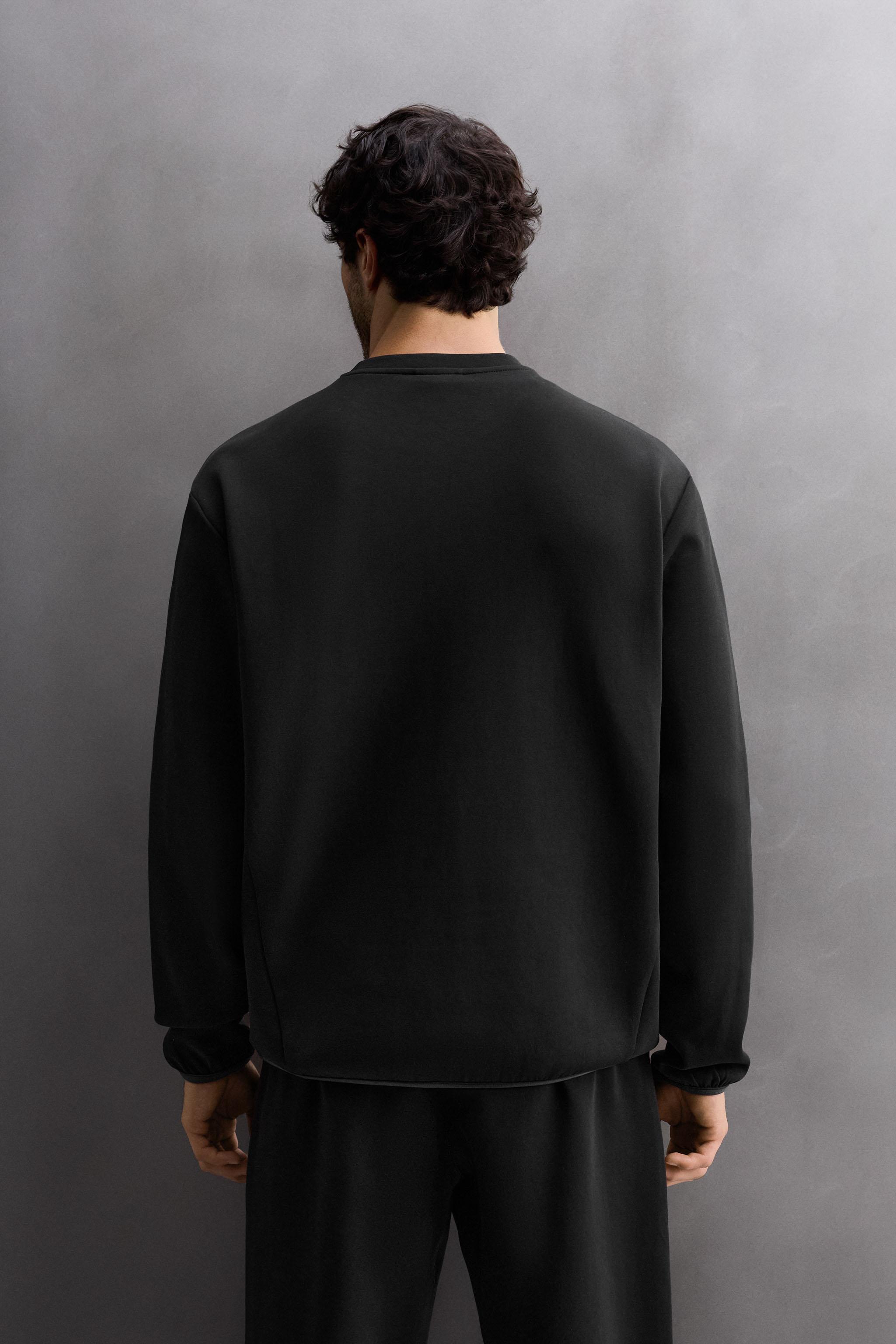 CREWNECK TECHNICAL SWEATSHIRT