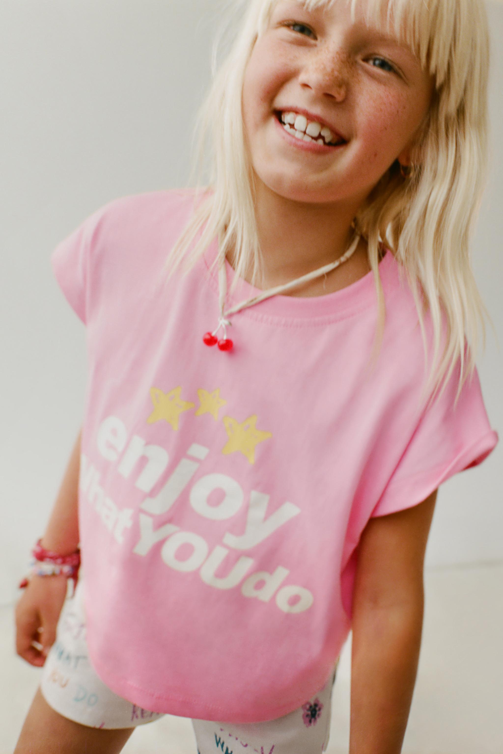 CROPPED T-SHIRT AND PRINTED BERMUDA SET