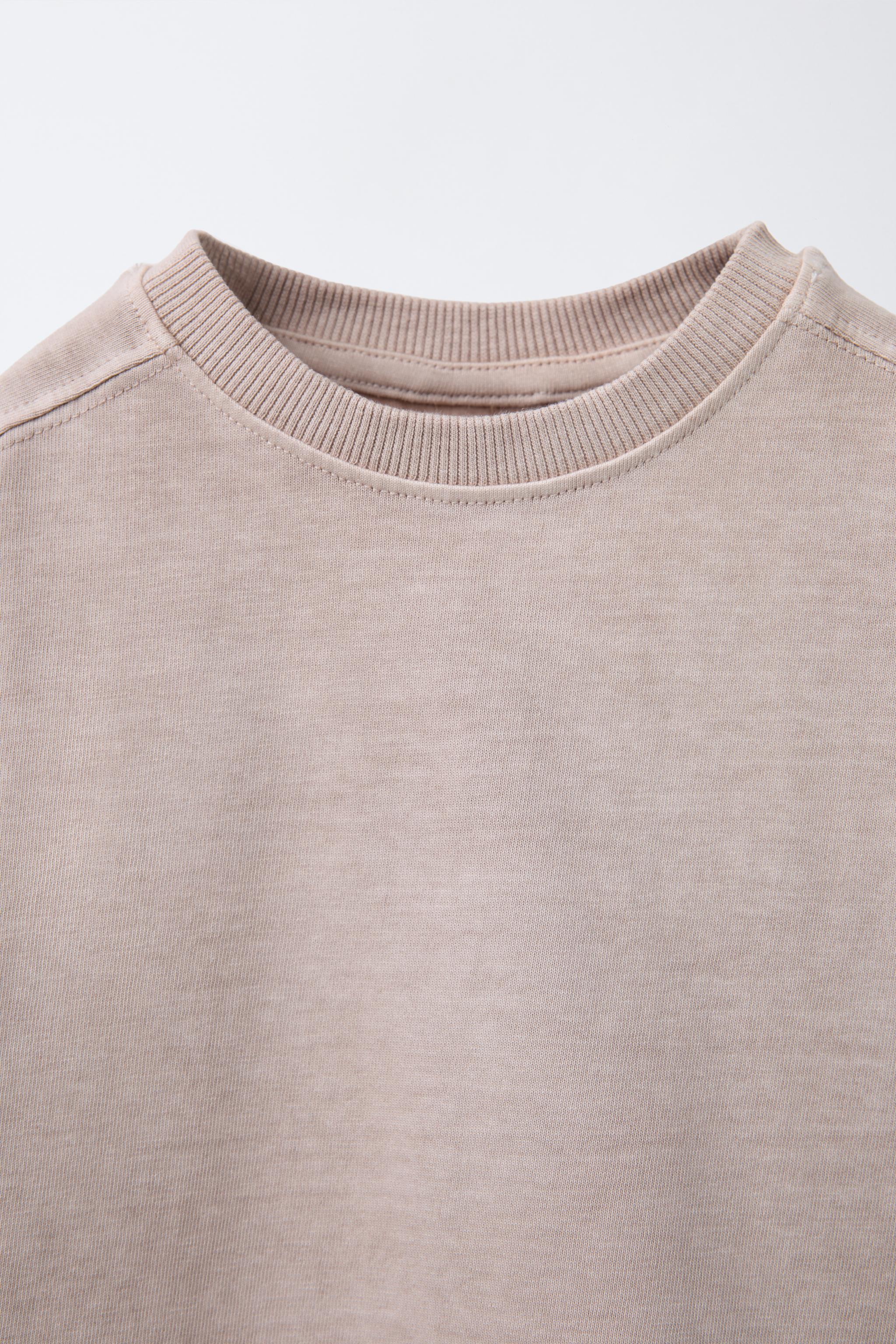 GARMENT DYE CUT-OUT T-SHIRT