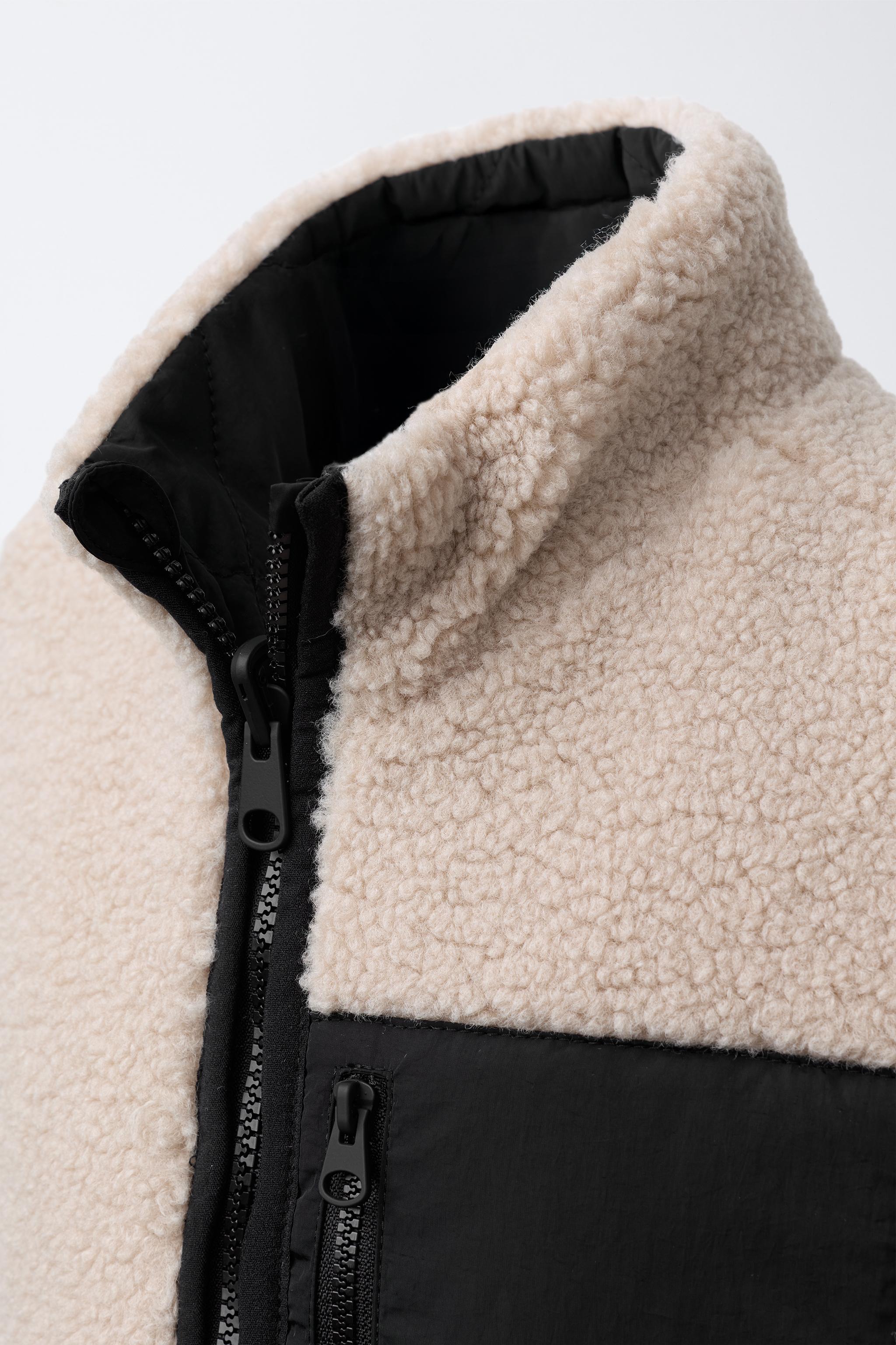 REVERSIBLE FLEECE VEST