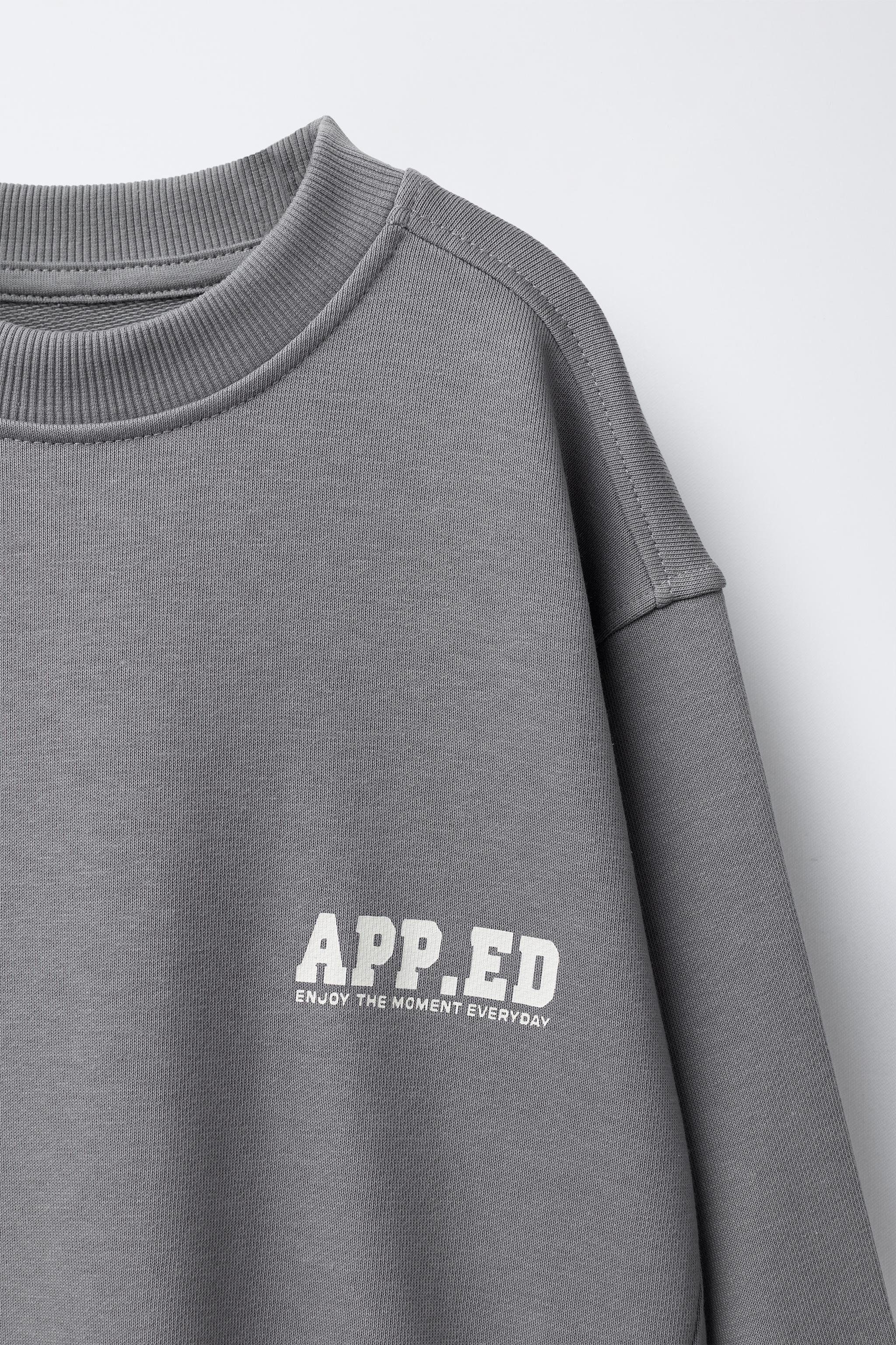 TEXT PRINT SWEATSHIRT AND JOGGER PANTS SET