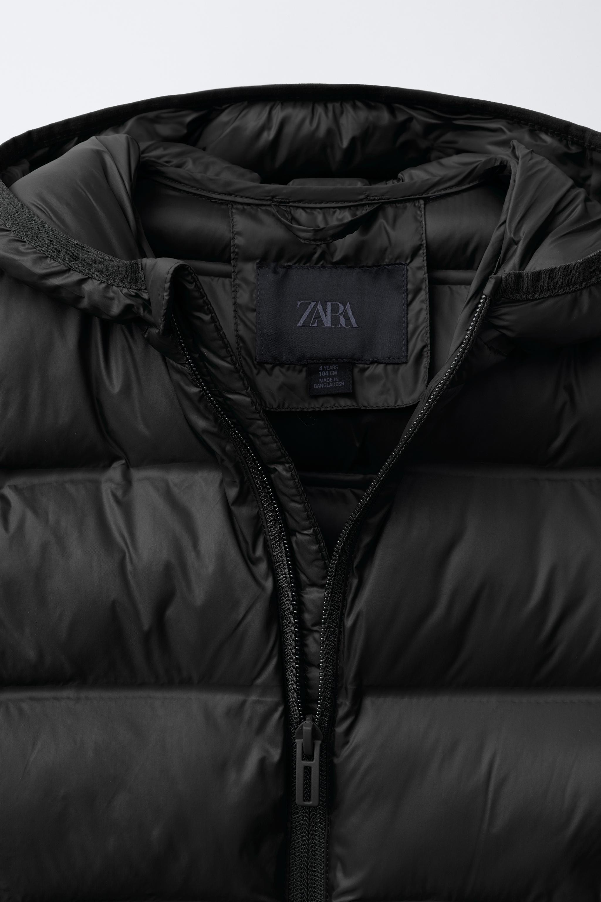 ULTRALIGHT HOODED PUFFER JACKET