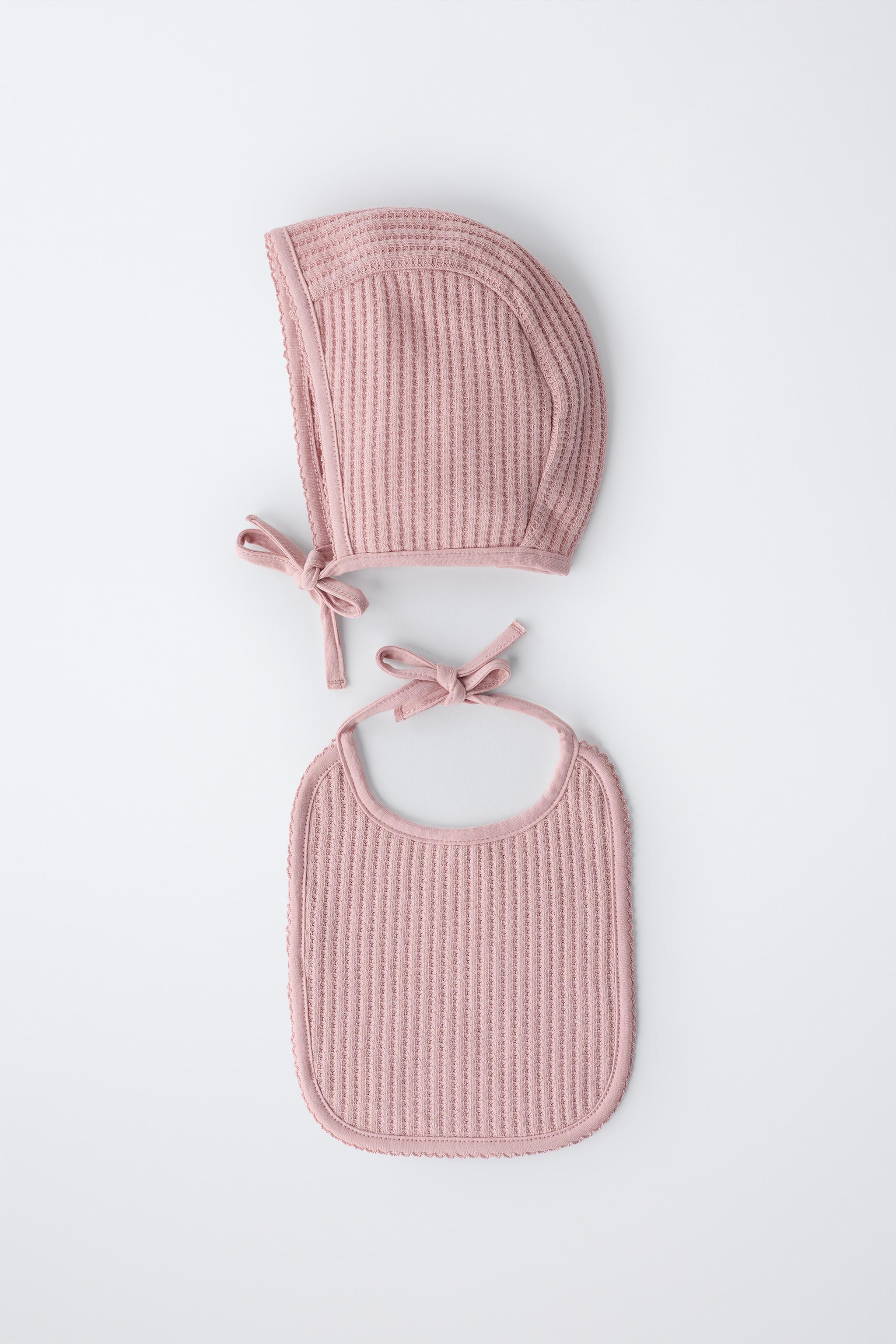 BONNET AND BIB SET STRUCTURE