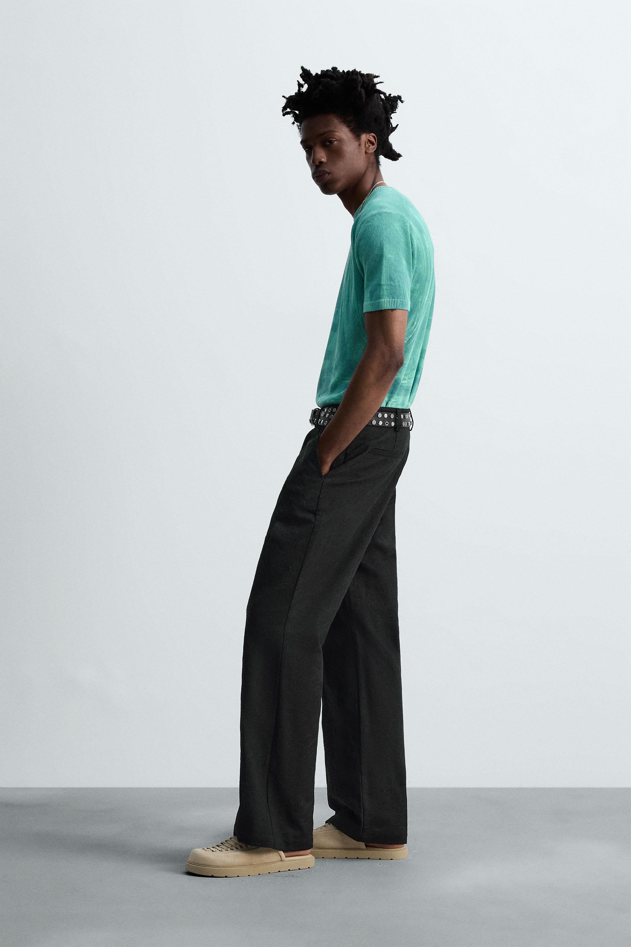 GRAPHIC PRINT KNIT T-SHIRT © OTIS KWAME KYE QUAICOE