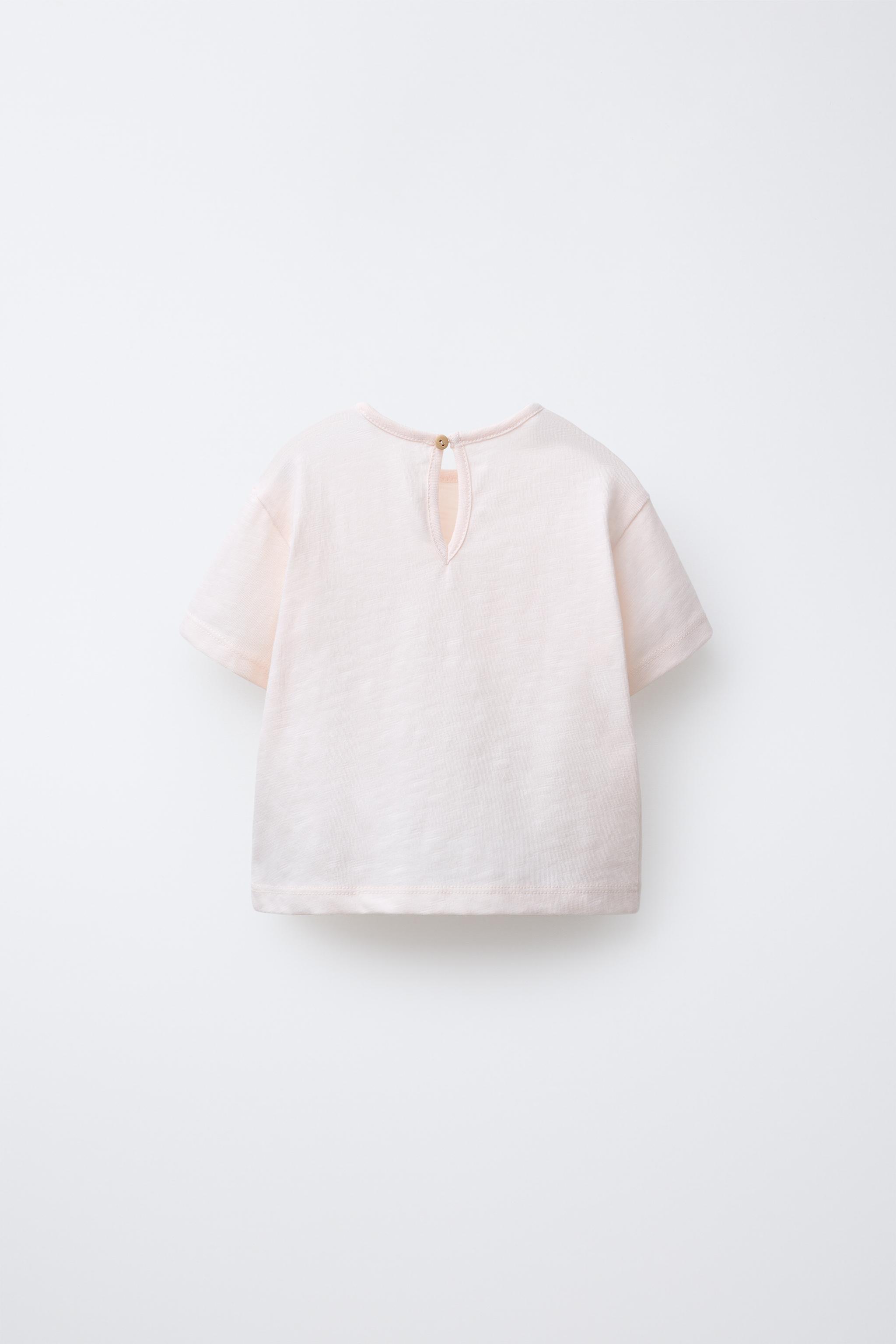 HEART FLOWER APPLIQUÉ T-SHIRT