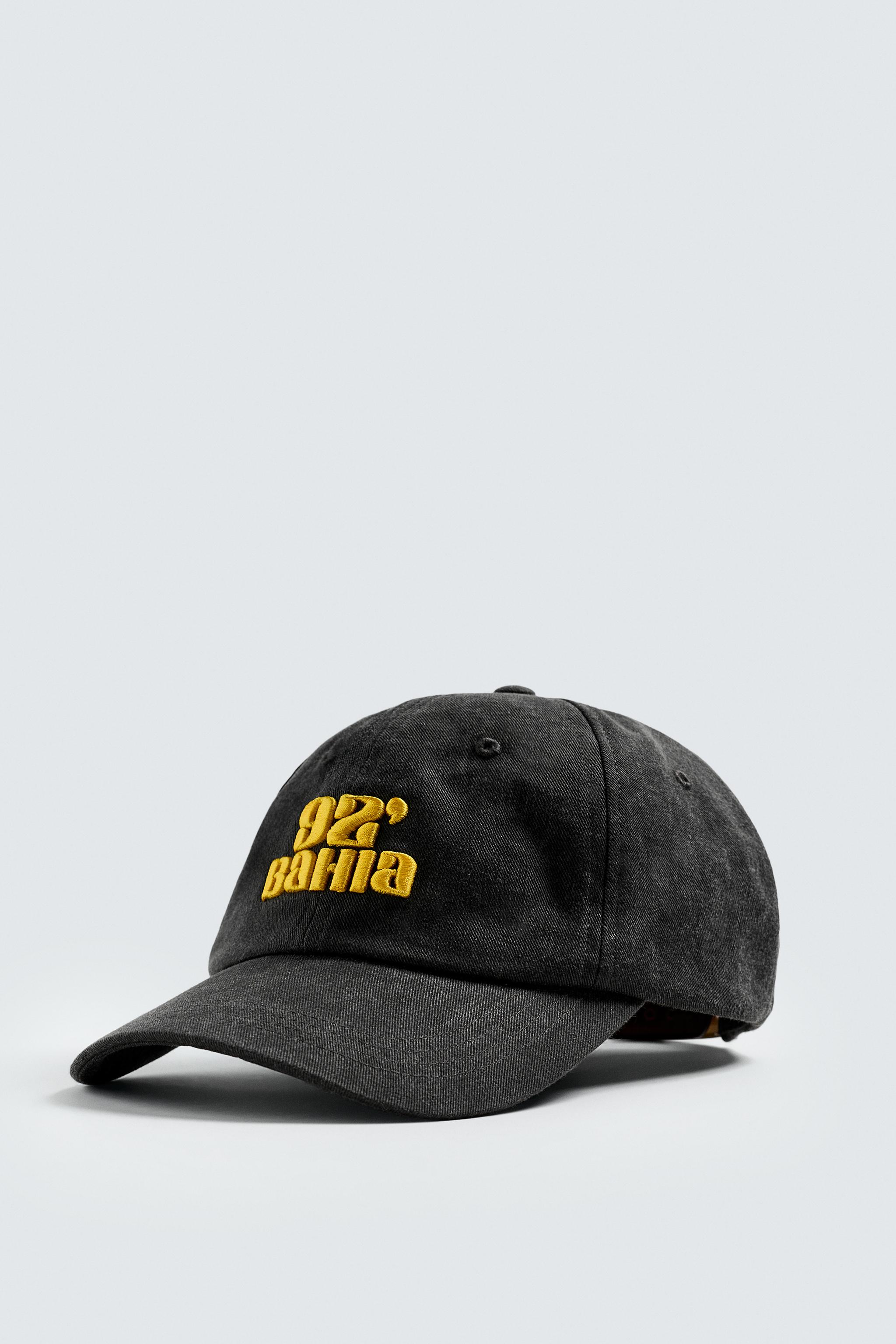 CONTRAST EMBROIDERY CAP