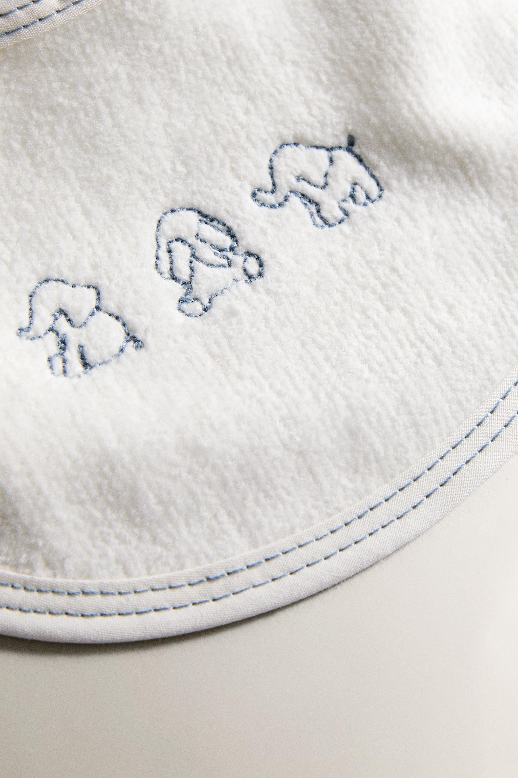 CHILDREN'S VELOUR ELEPHANT BABY BIB