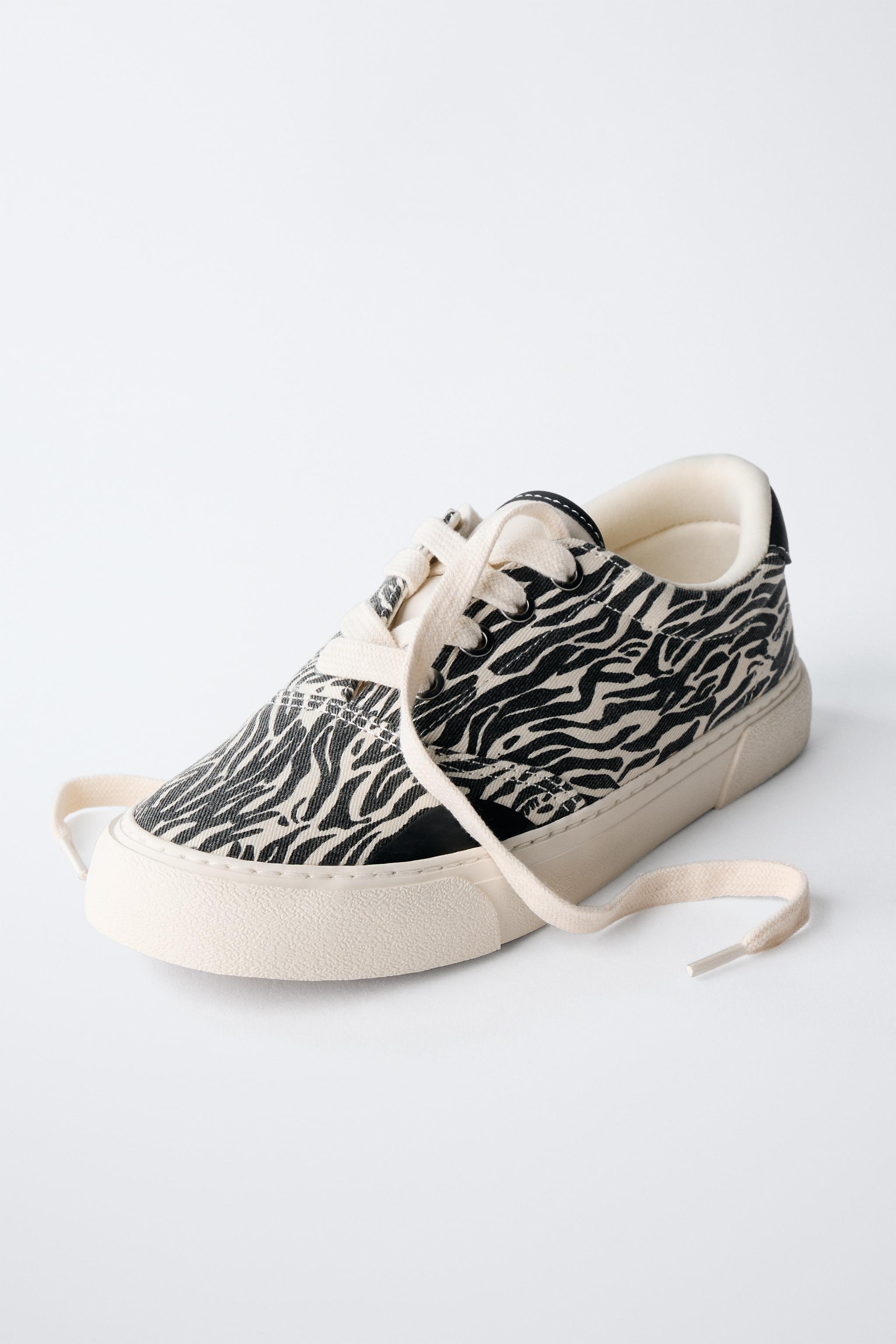 ANIMAL PRINT SNEAKERS