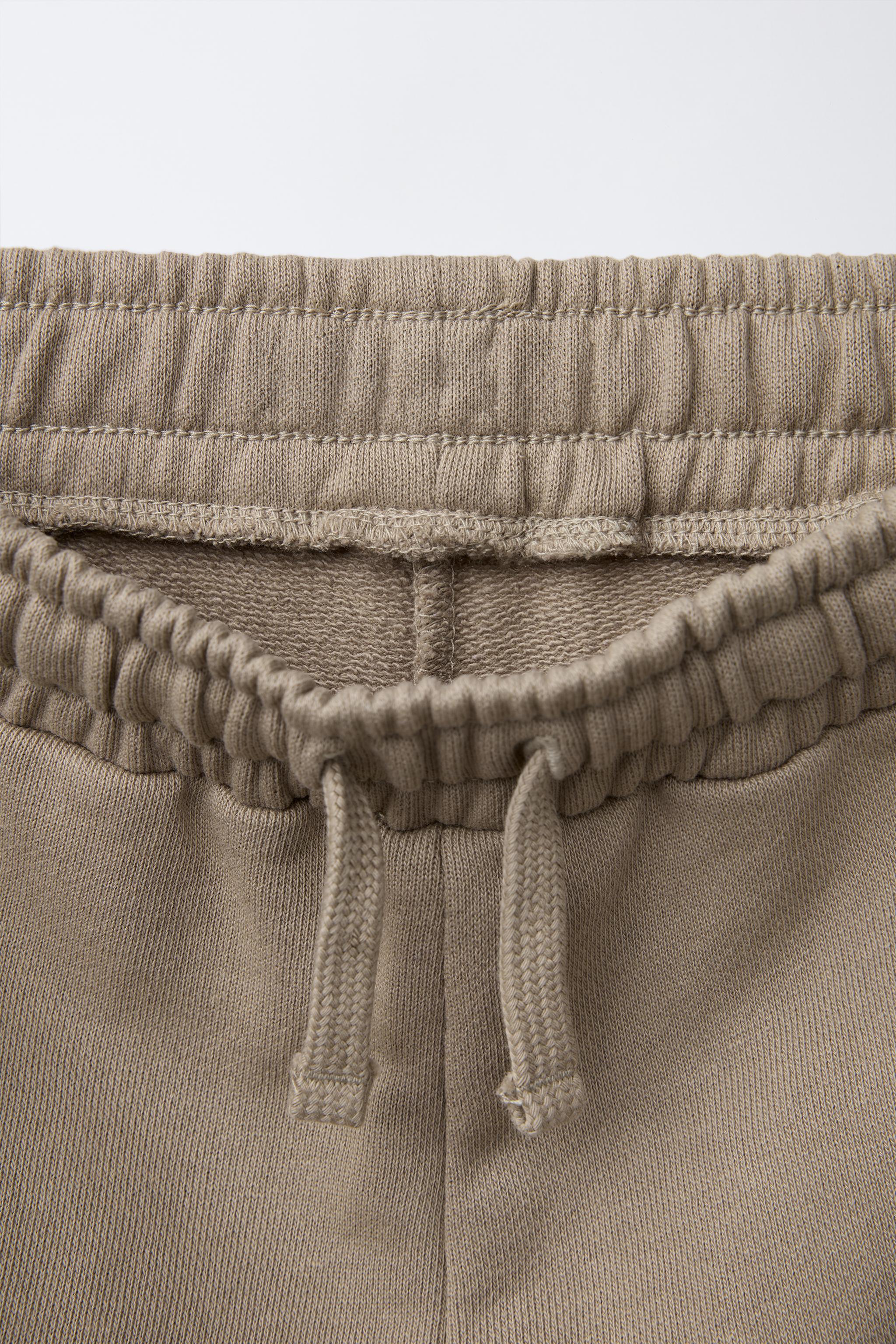 CONTRAST PIPING JOGGING SHORTS