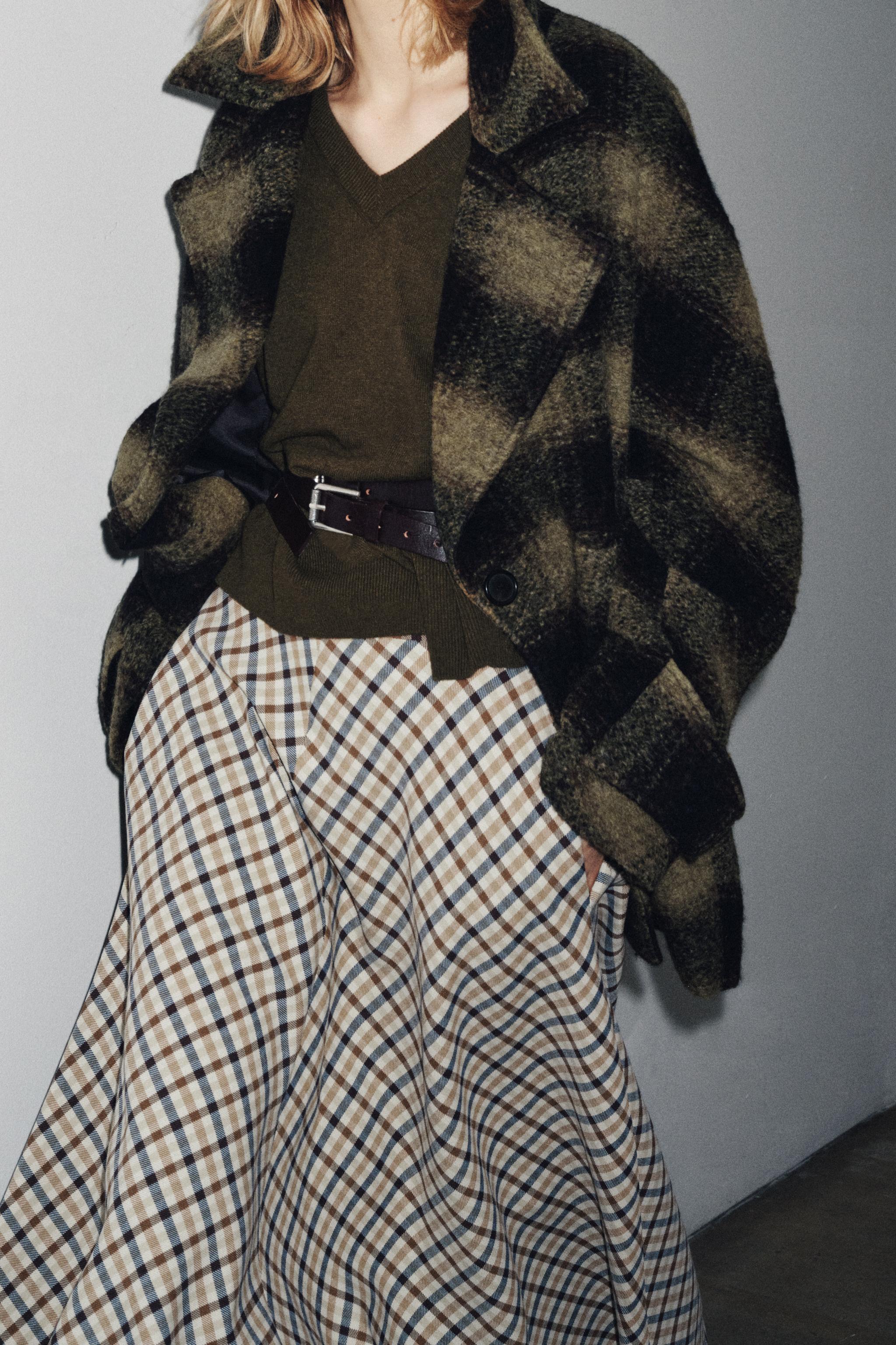 100% WOOL OVERSIZED KNIT SWEATER